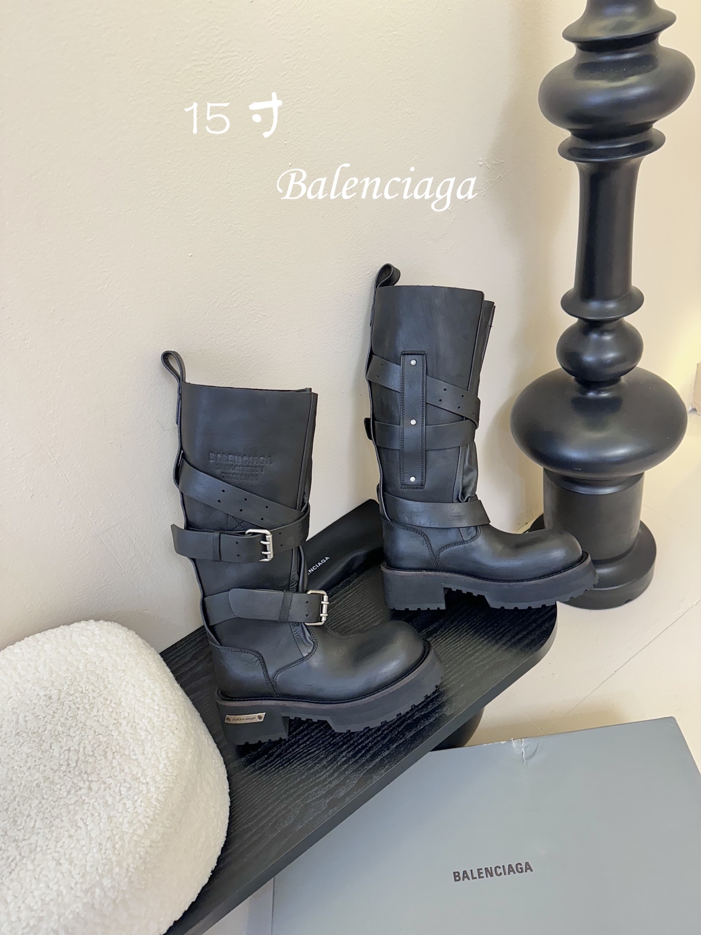 (15寸)
巴黎世家25Fall pre-order New Balenciaga FW25 Veno
