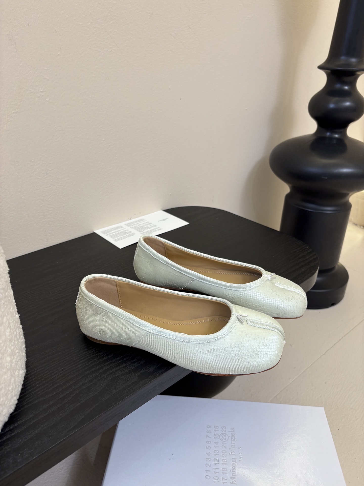 
代购级版 Maison Margiela·马吉拉 tabi褶皱芭蕾舞鞋

太火了！依旧保持的高水准出货