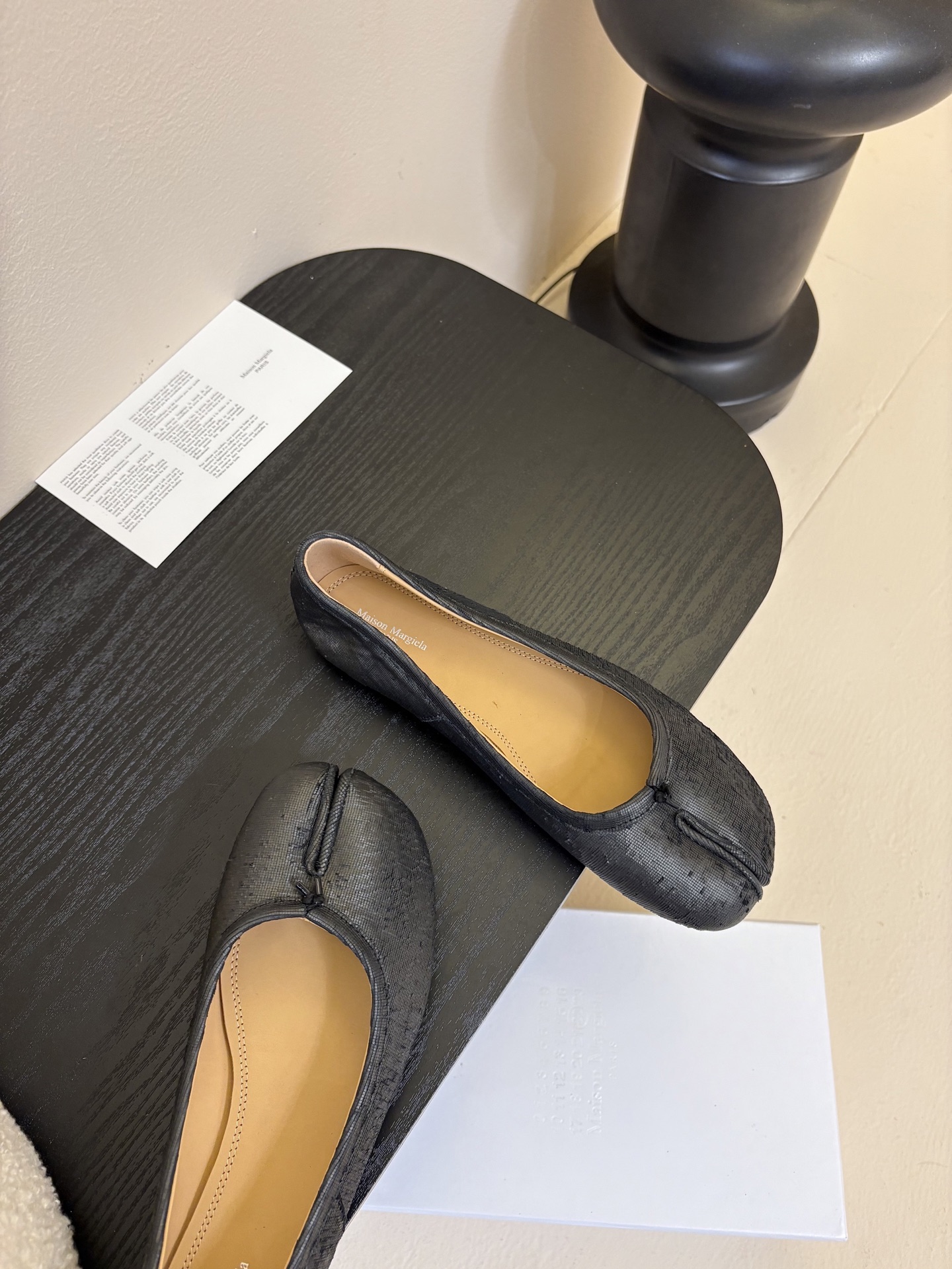 
代购级版 Maison Margiela·马吉拉 tabi褶皱芭蕾舞鞋

太火了！依旧保持的高水准出货