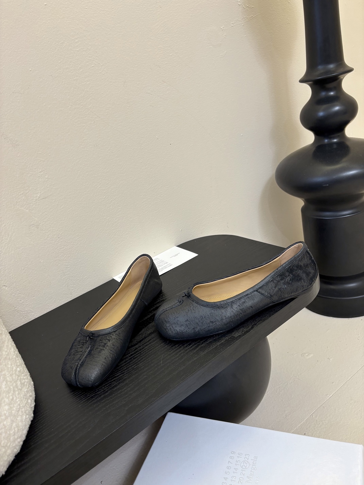 
代购级版 Maison Margiela·马吉拉 tabi褶皱芭蕾舞鞋

太火了！依旧保持的高水准出货