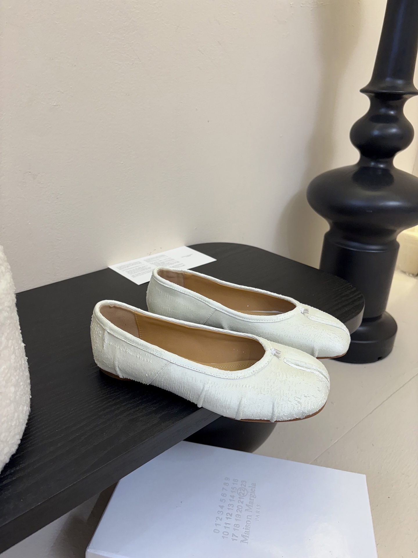 
代购级版 Maison Margiela·马吉拉 tabi褶皱芭蕾舞鞋

太火了！依旧保持的高水准出货