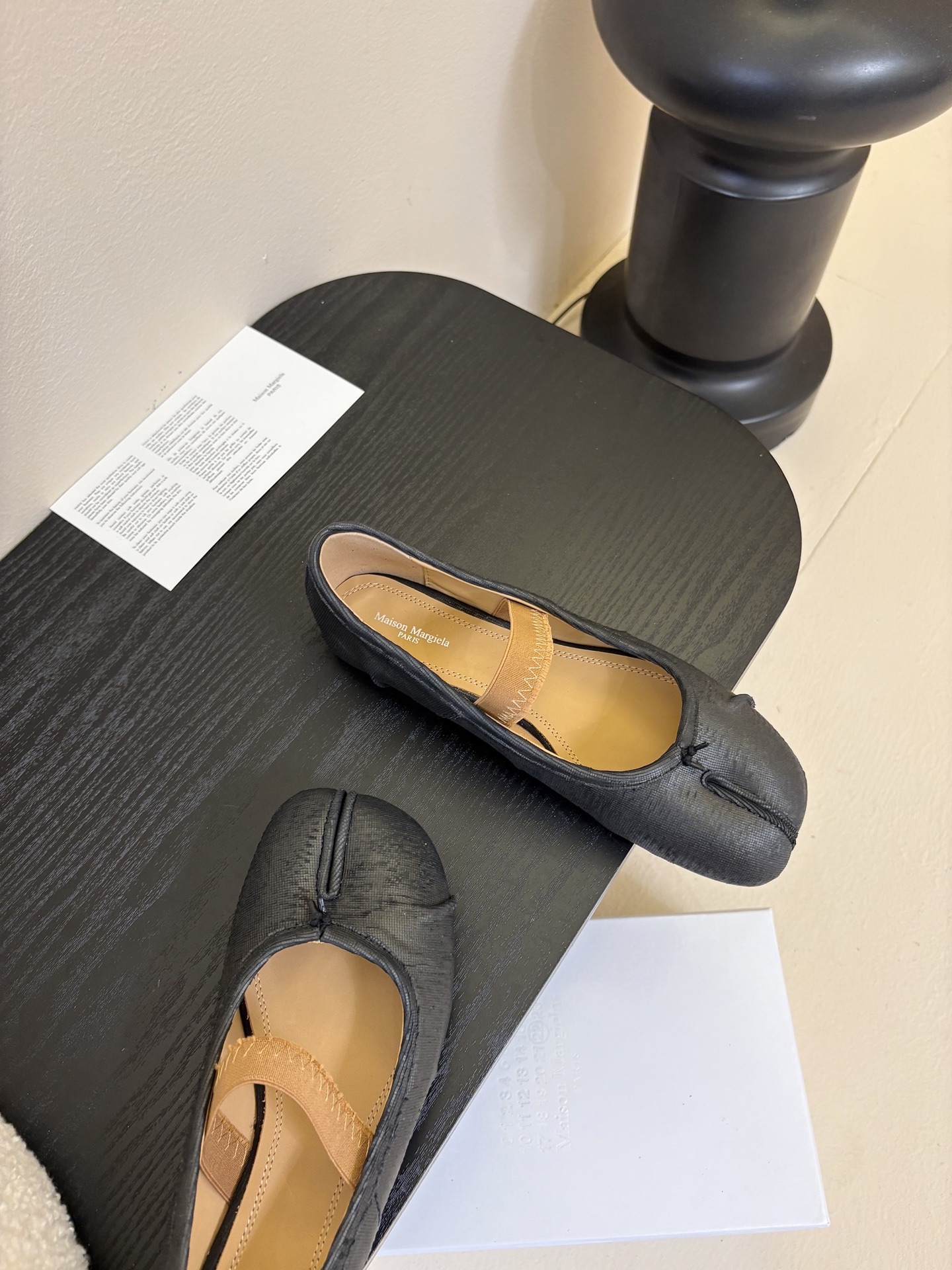 
代购级版 Maison Margiela·马吉拉 tabi褶皱芭蕾舞鞋

太火了！依旧保持的高水准出货