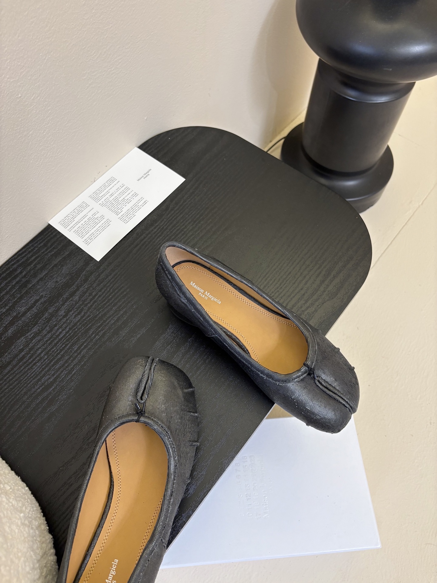 
代购级版 Maison Margiela·马吉拉 tabi褶皱芭蕾舞鞋

太火了！依旧保持的高水准出货