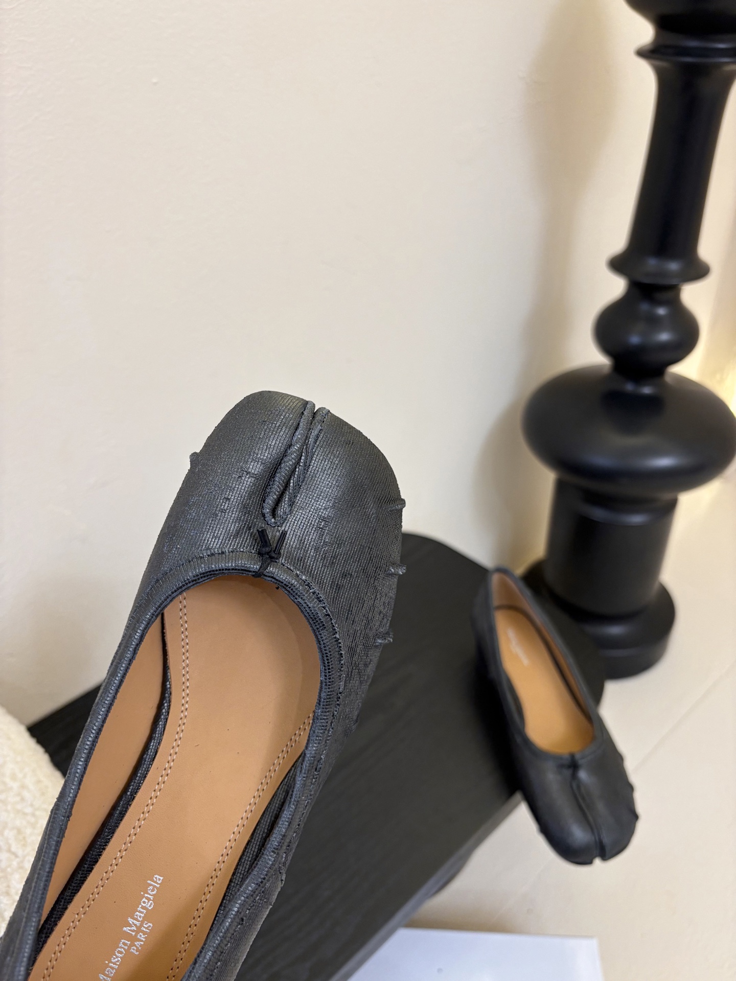 
代购级版 Maison Margiela·马吉拉 tabi褶皱芭蕾舞鞋

太火了！依旧保持的高水准出货