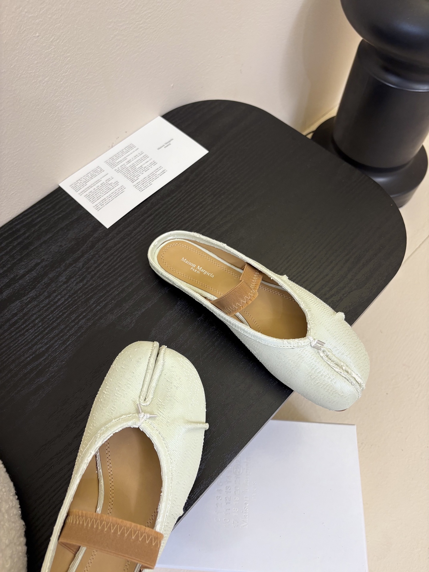 
代购级版 Maison Margiela·马吉拉 tabi褶皱芭蕾舞鞋

太火了！依旧保持的高水准出货