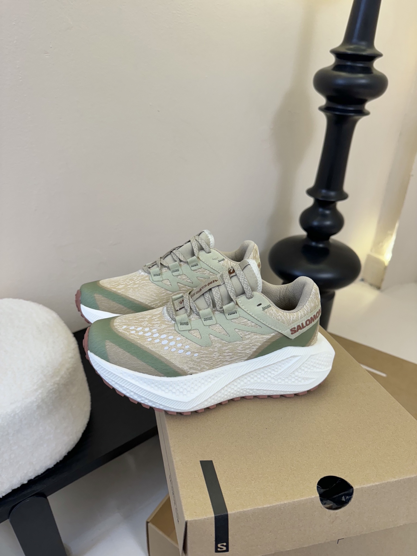  男款➕10
Salomo*25SS新款Aero Glide3 Grvl跑鞋

Salomon 的产品以
