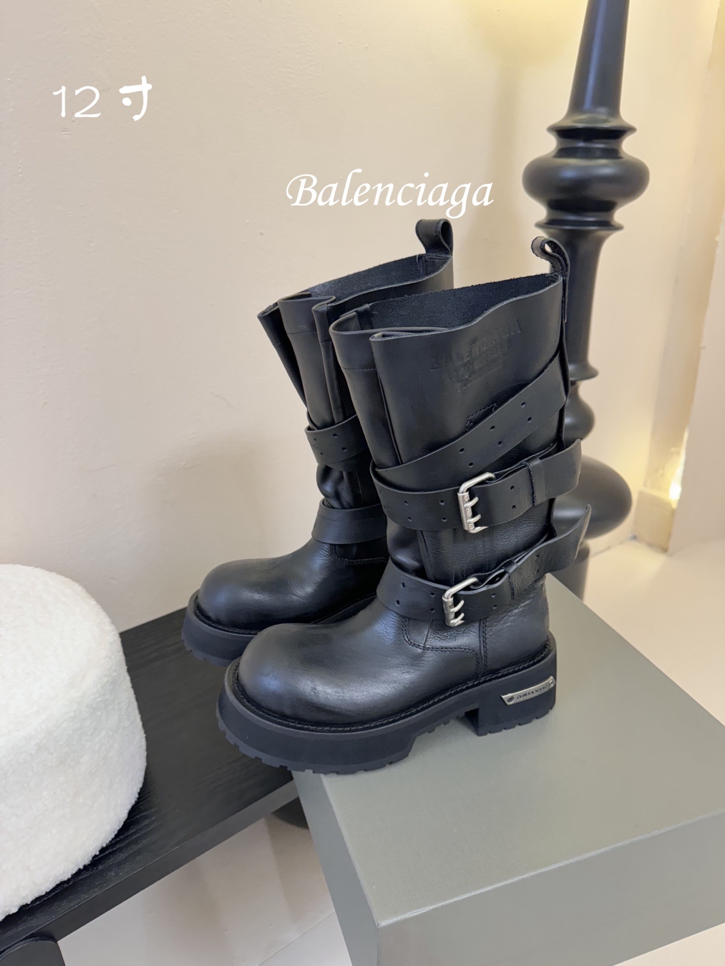 (12寸)
巴黎世家25Fall pre-order New Balenciaga FW25 Veno