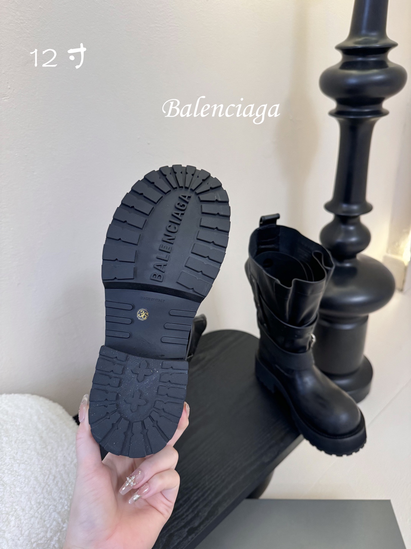 (12寸)
巴黎世家25Fall pre-order New Balenciaga FW25 Veno