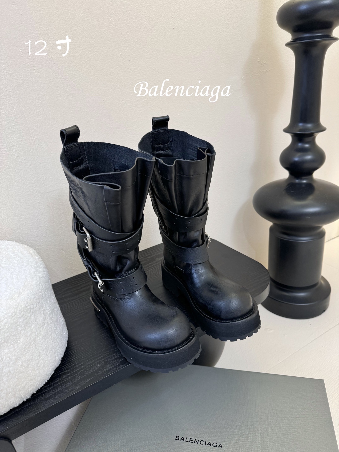 (12寸)
巴黎世家25Fall pre-order New Balenciaga FW25 Veno