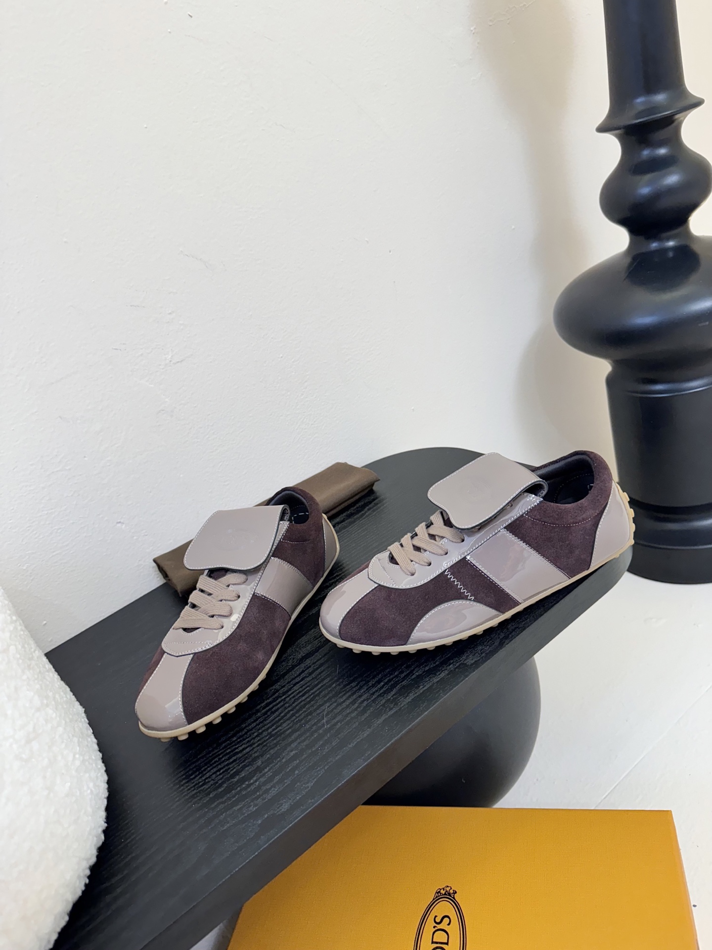 New German White Recreational Sneakers with Sheepskin Lining and Siltproof Soles: Sizes 35-39, 40-41 - 图片 3