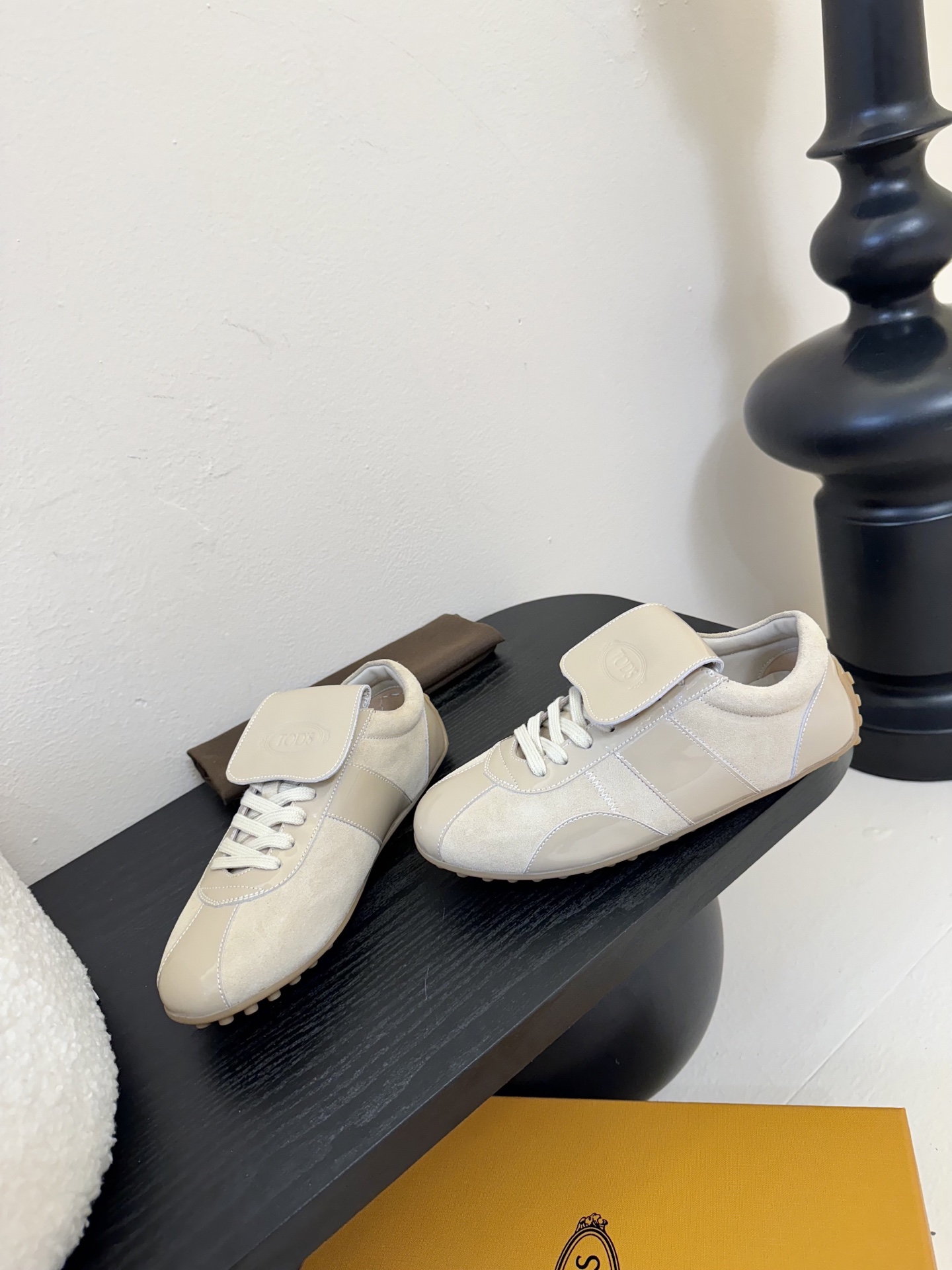 New German White Recreational Sneakers with Sheepskin Lining and Siltproof Soles: Size 35-39, 40-41 - 图片 3