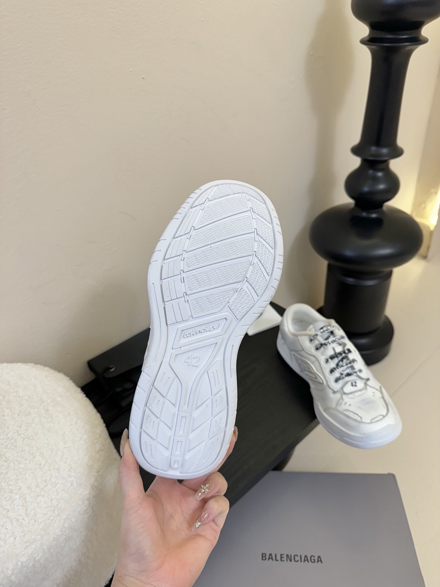BaLenciaga巴黎世家最新秋冬款Hamp tons情侣运动鞋
超多明星网红种草 它