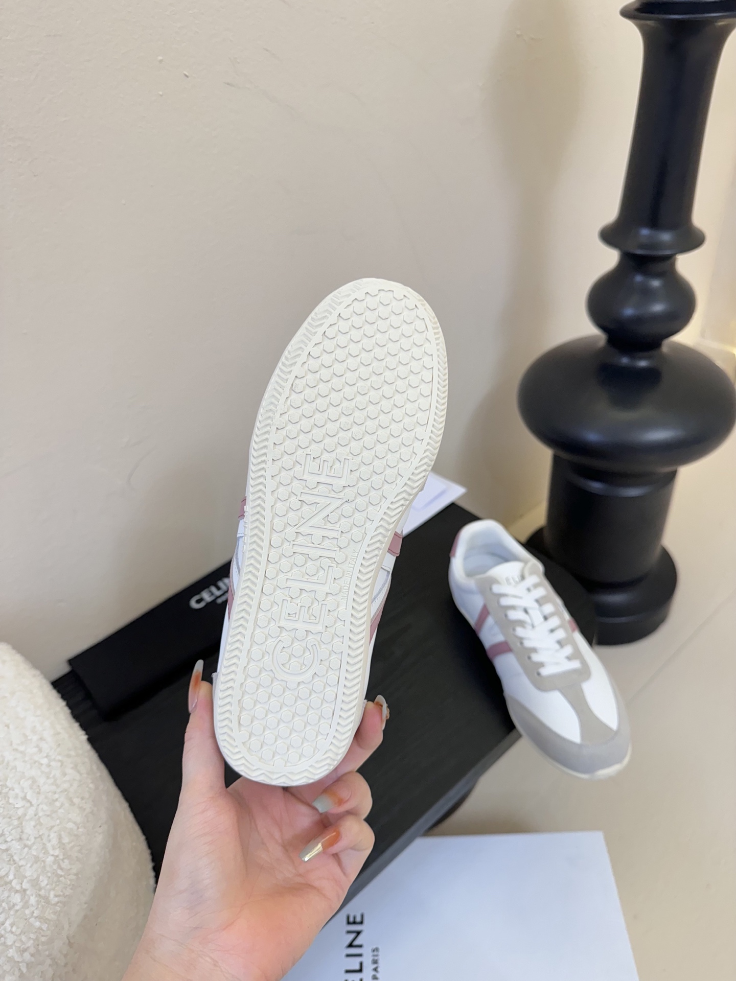 
CELINE 休闲运动鞋‼️整双鞋子采购Zp开发打造，全部定制材料，独家开模大底，细节全部对版出货，连