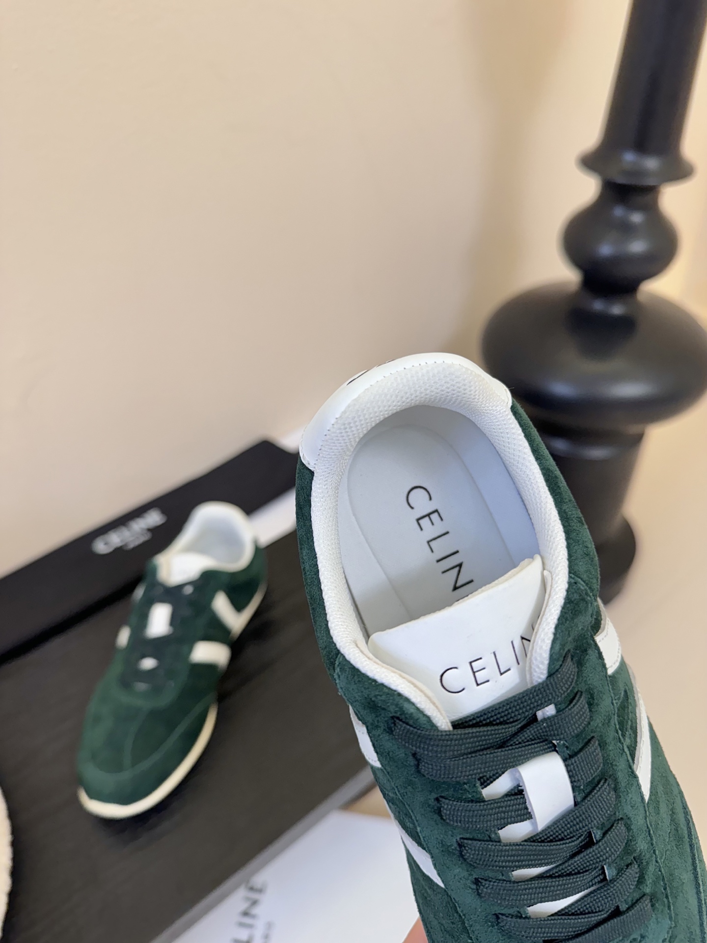 
CELINE 休闲运动鞋‼️整双鞋子采购Zp开发打造，全部定制材料，独家开模大底，细节全部对版出货，连