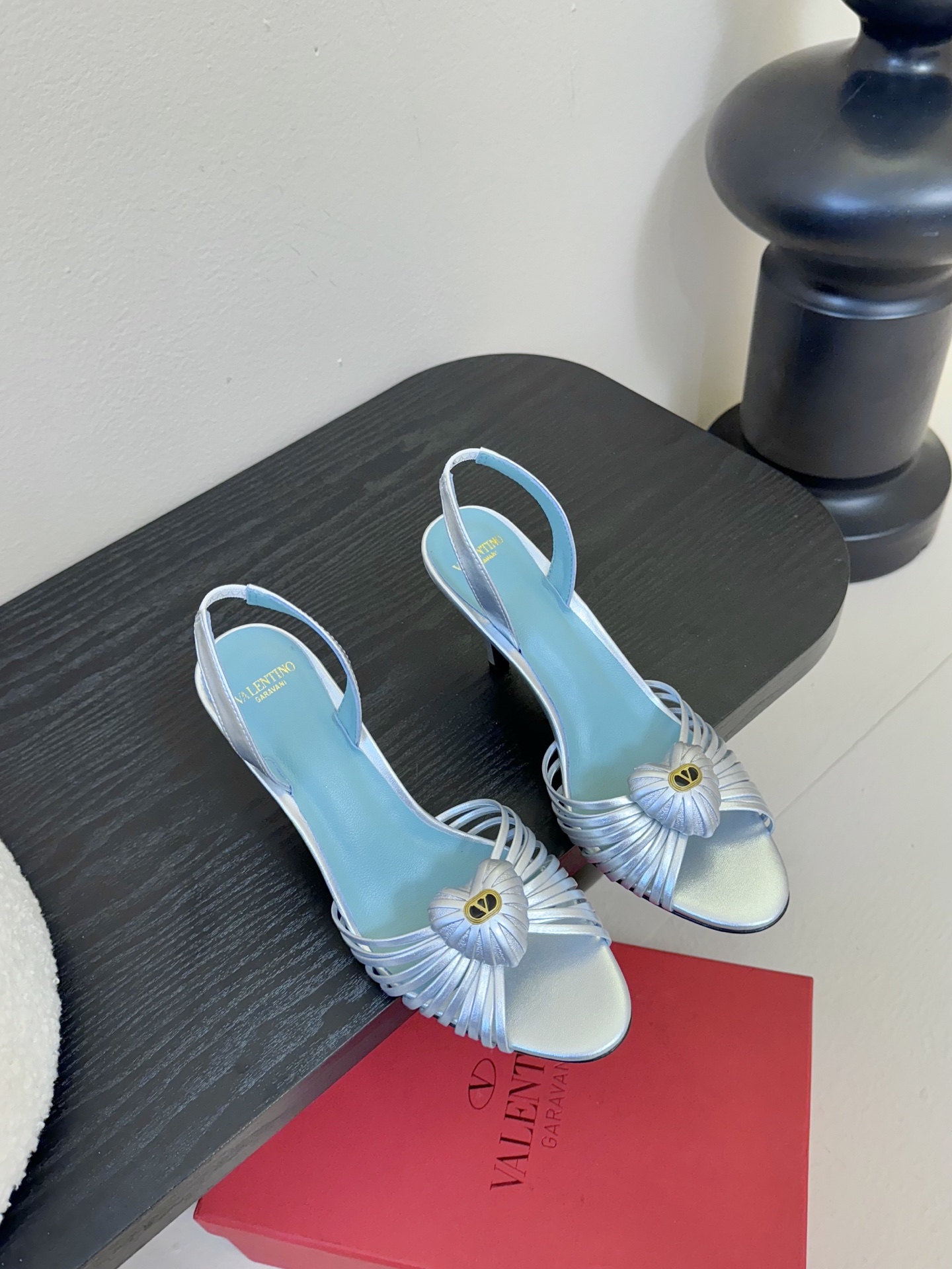 Valentino Sandalias Clásicas VLOGO Signature Primavera/Verano 2025