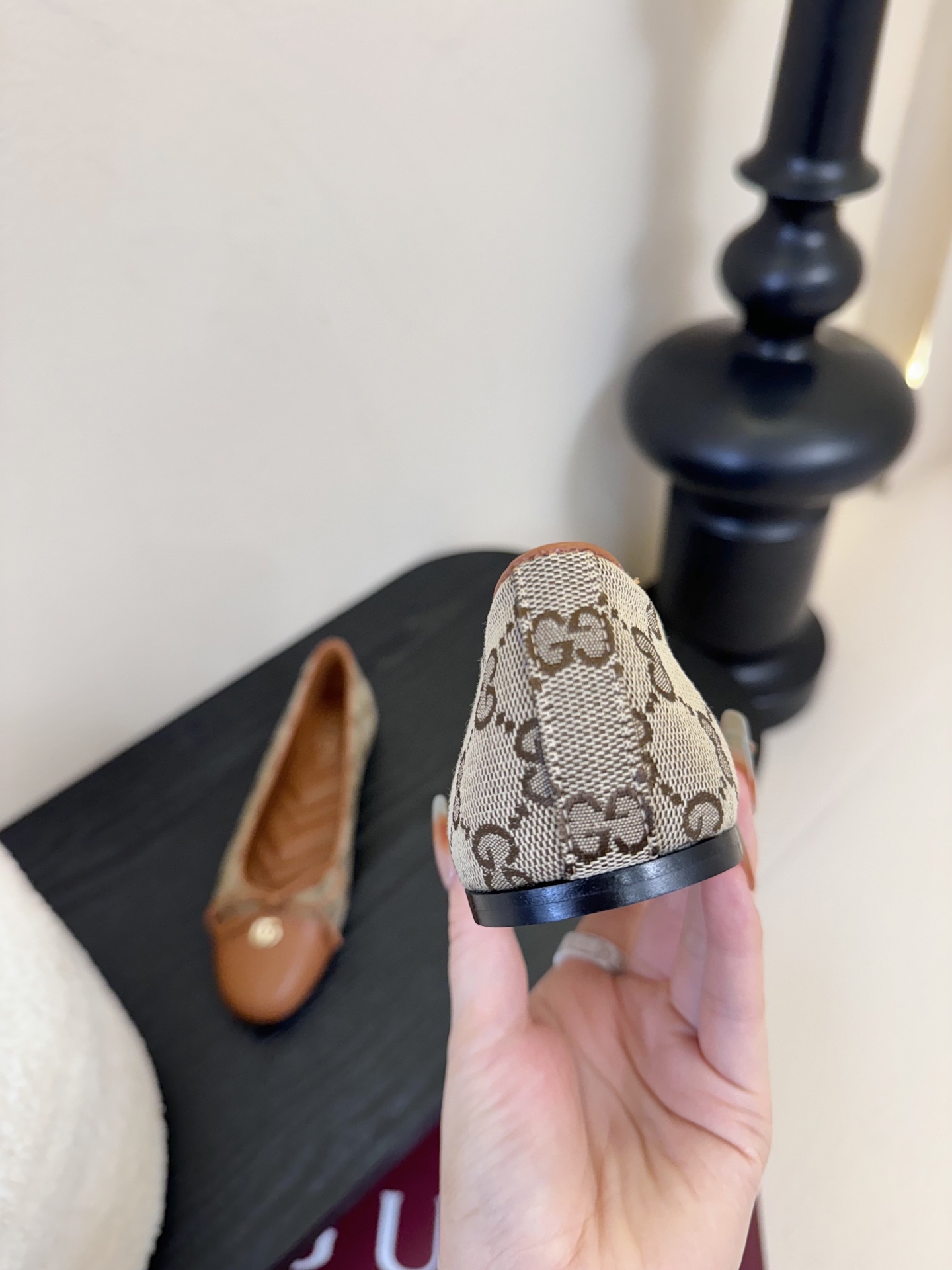 
GuCC高端精品 2025海外早秋系列新品🆕平跟钻石V纹刺绣内底芭蕾鞋蝴蝶结小双G扣新款小圆头单鞋🔥经