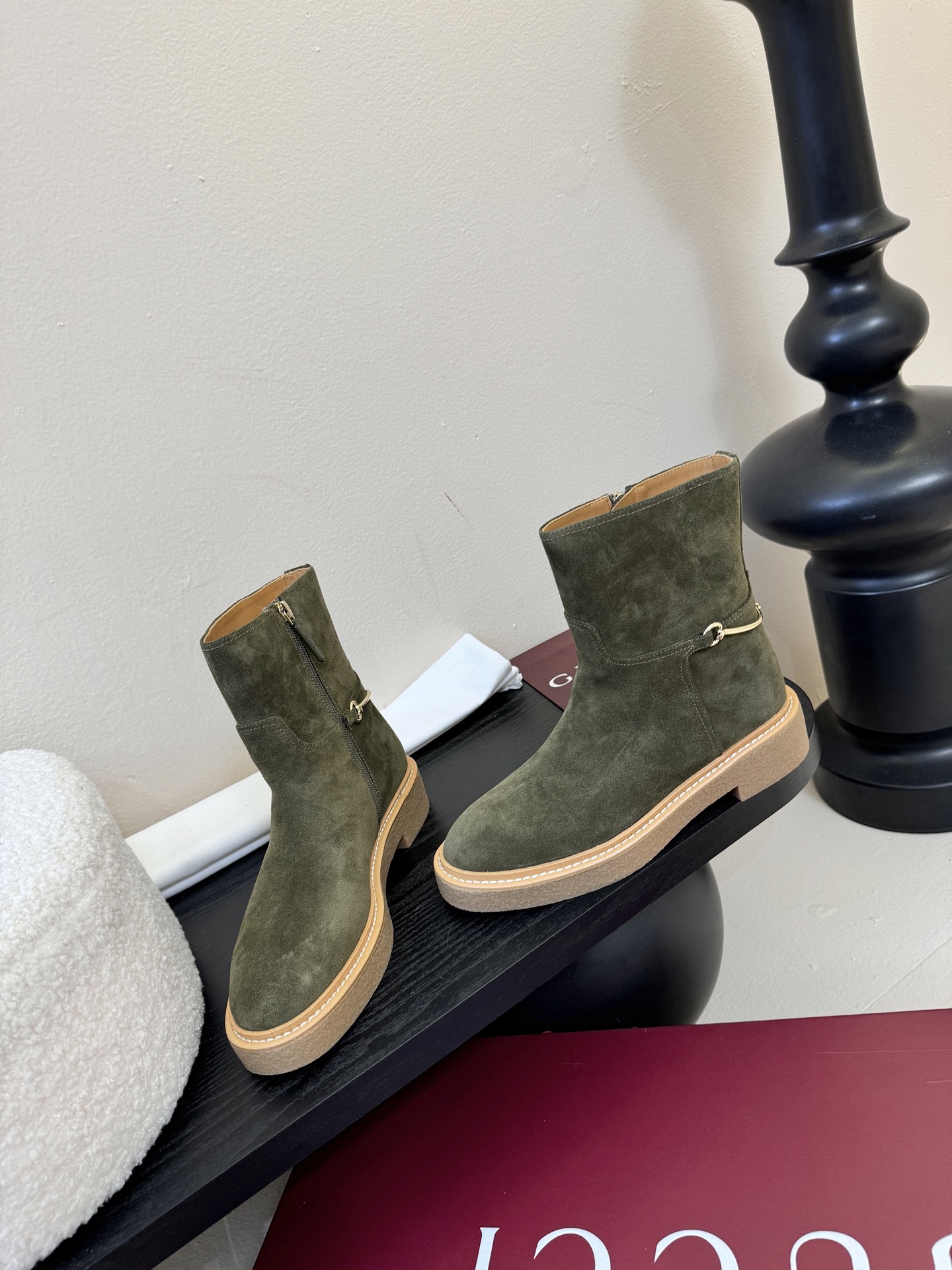 GUCCI 古驰最新走秀款长靴中靴系列[勾引]顶级代购品质 进口丝光绒皮长靴[礼物]做工与原版一致！鞋面