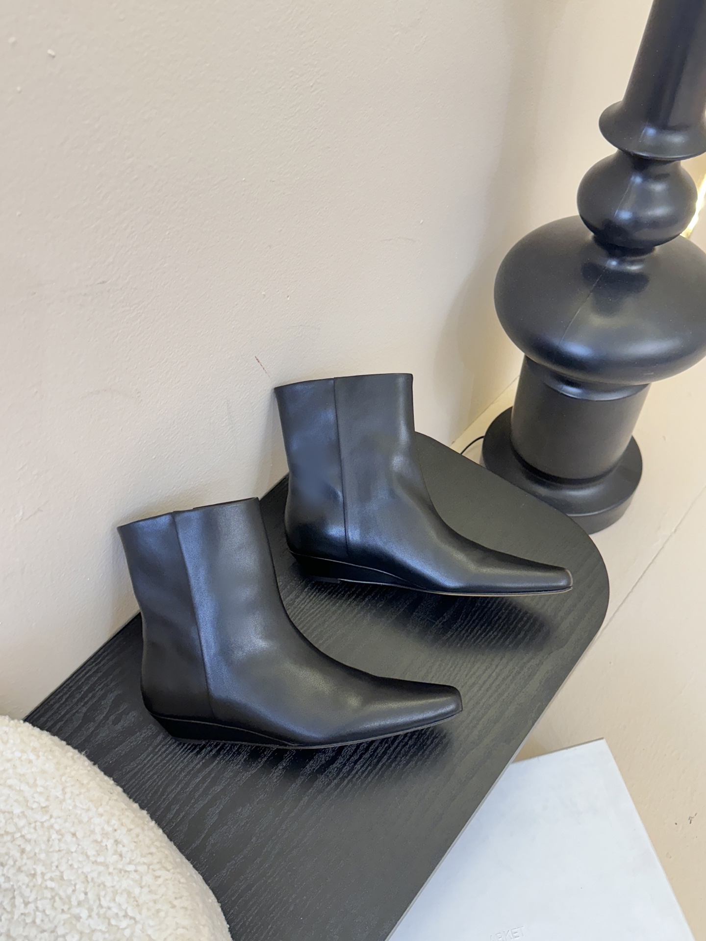 短靴ARKET ✨年度绝美mini 坡跟方头靴❗️这款过膝靴美腻了，自带美腿功能😏可以完美修饰小粗腿🆙简