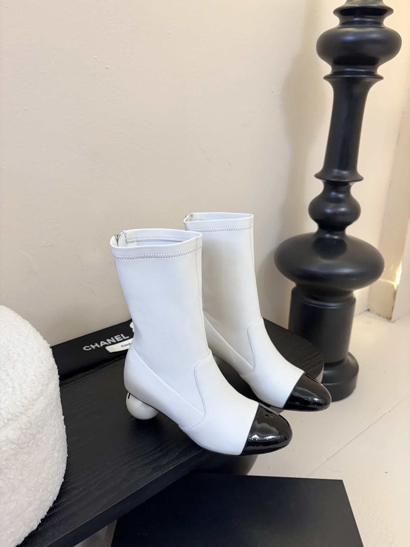 CHANEL｜小香秋冬经典款弹力靴全网最好穿的一款靴子脚感很舒适 皮质超级柔软尤其颜色主打秋冬它的出现就
