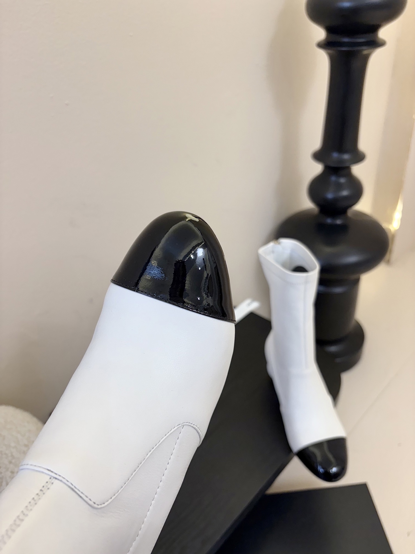 CHANEL｜小香秋冬经典款弹力靴全网最好穿的一款靴子脚感很舒适 皮质超级柔软尤其颜色主打秋冬它的出现就