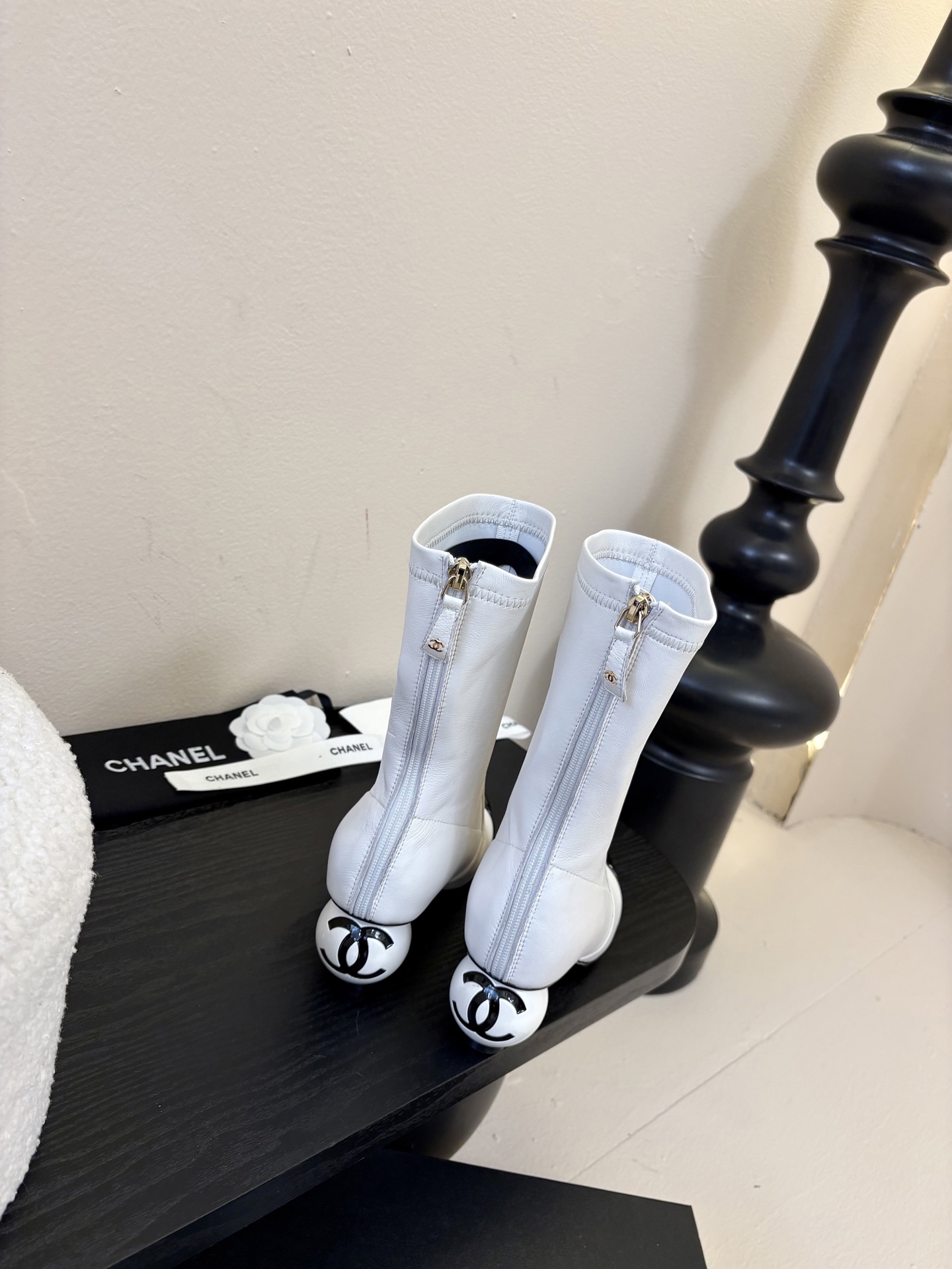 CHANEL｜小香秋冬经典款弹力靴全网最好穿的一款靴子脚感很舒适 皮质超级柔软尤其颜色主打秋冬它的出现就