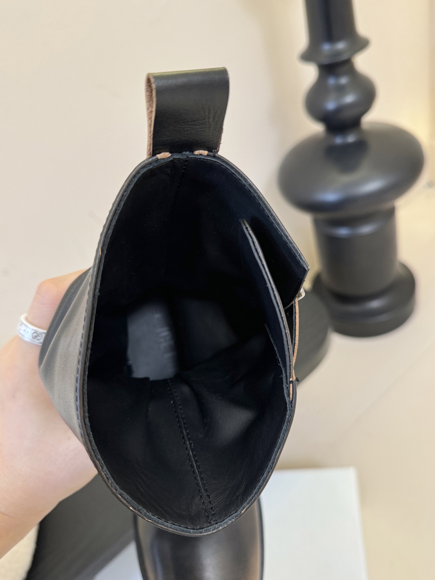 ICEDUST秋冬新款堆堆靴✨称之为今年最好看的堆堆靴，毫不过分，复古百搭，慵懒简约💯对版牛皮面料，羊皮