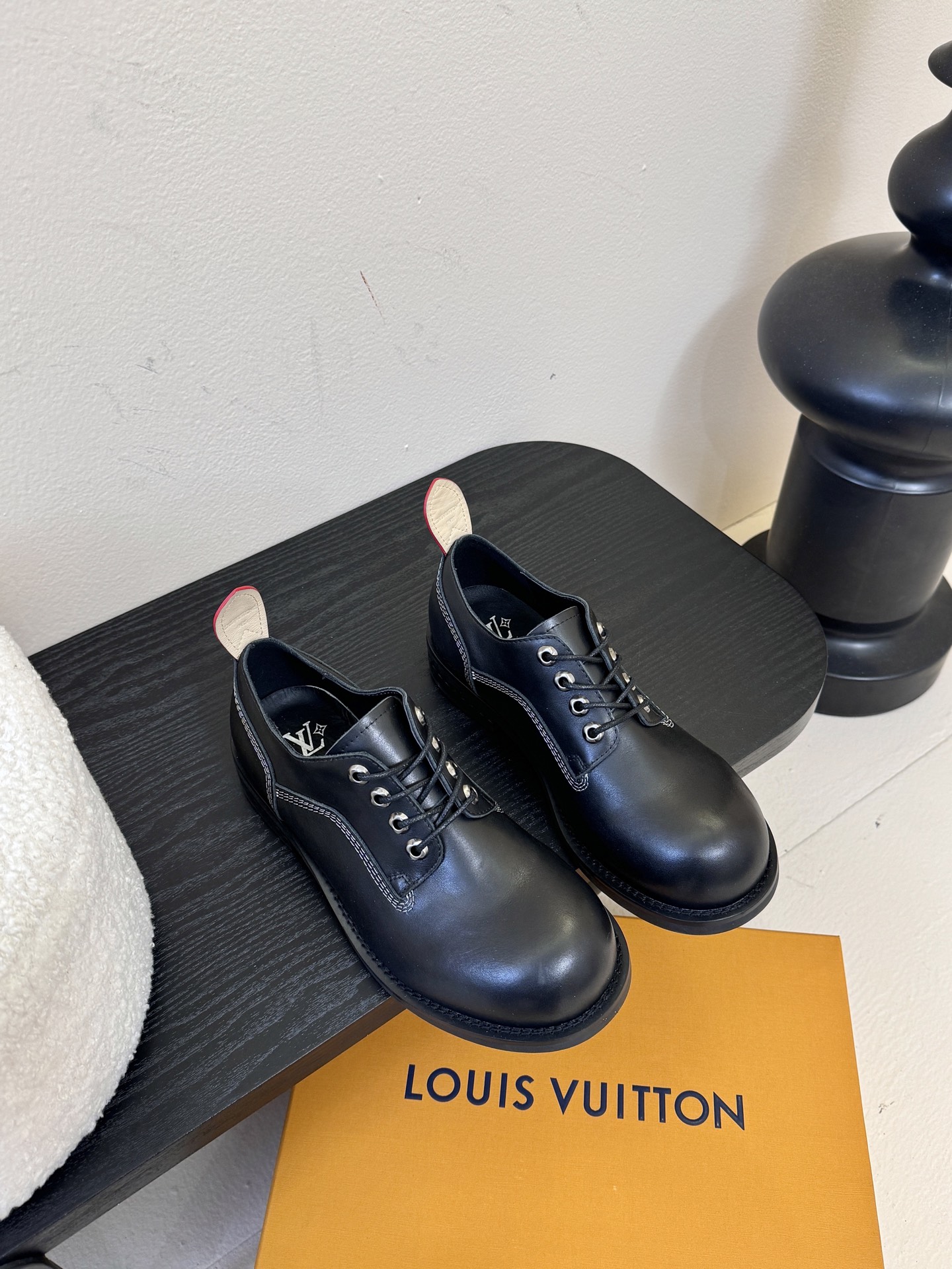 Louis vuiteeon LV 25/ 秋季新款 BUBBLE 系带鞋男士厚底小皮鞋马丁靴LV Bu