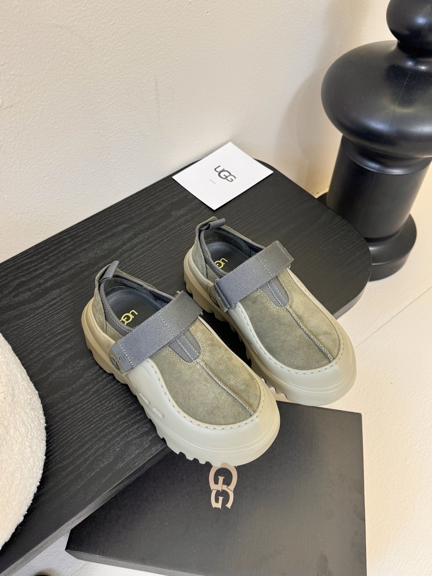 男款➕10UGG新款博肯厚底小网红拖鞋，小胖丁嘟嘟拖 单鞋…材质IP发泡大底，原版透气三文治网，百搭时尚