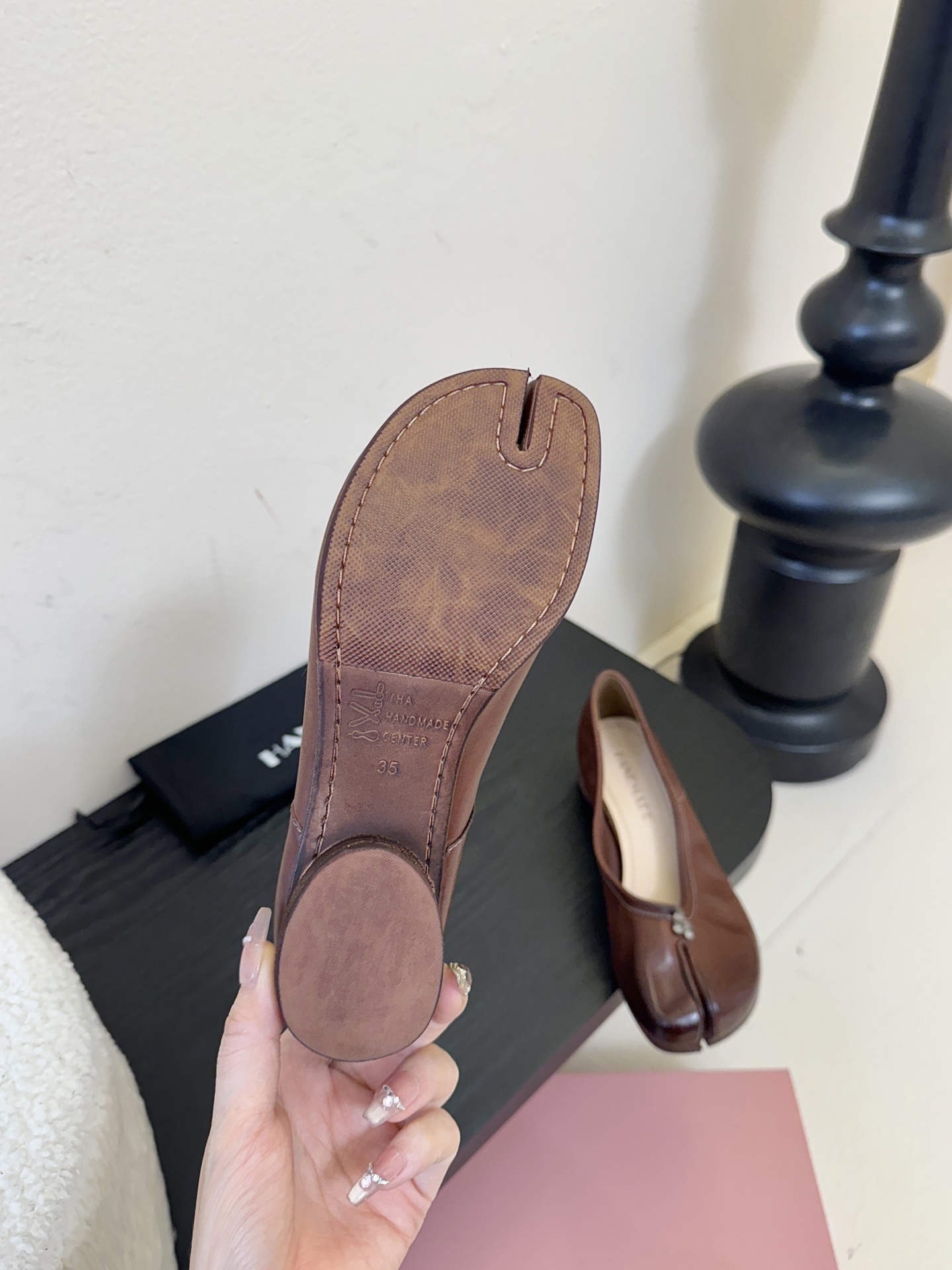 顶级 带根HANDMADE独家新品最高版本买手代购1:1完美复刻 平底凉鞋单鞋原版开模真皮鞋底 原版套楦