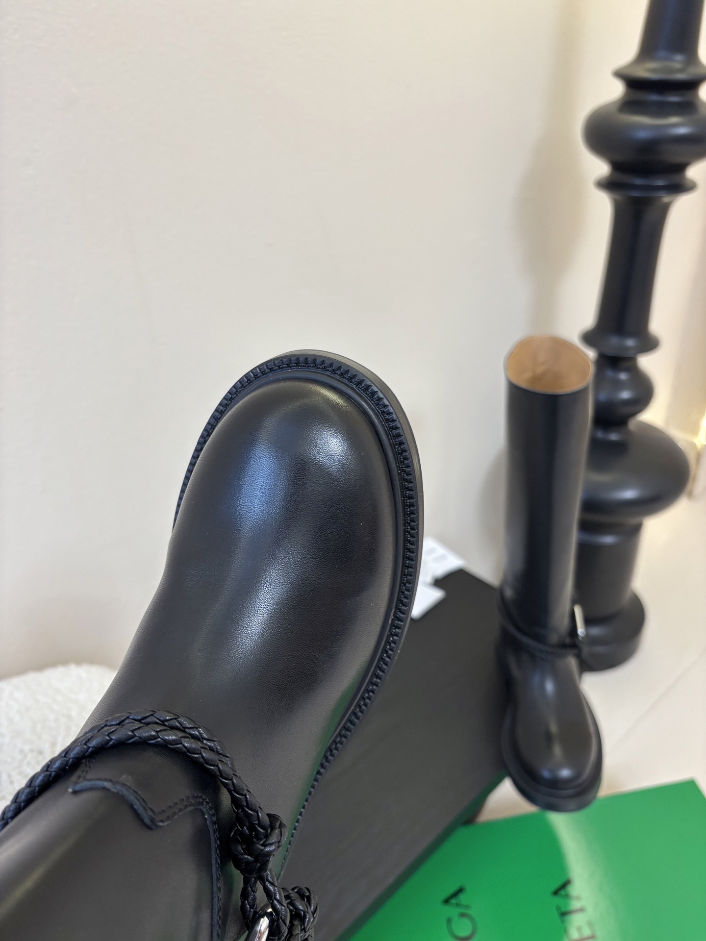 Bottega Veneta BV一脚蹬时尚 短靴 骑士靴太酷了 一眼就爱上，这双绳结靴必须锁死经典绳结