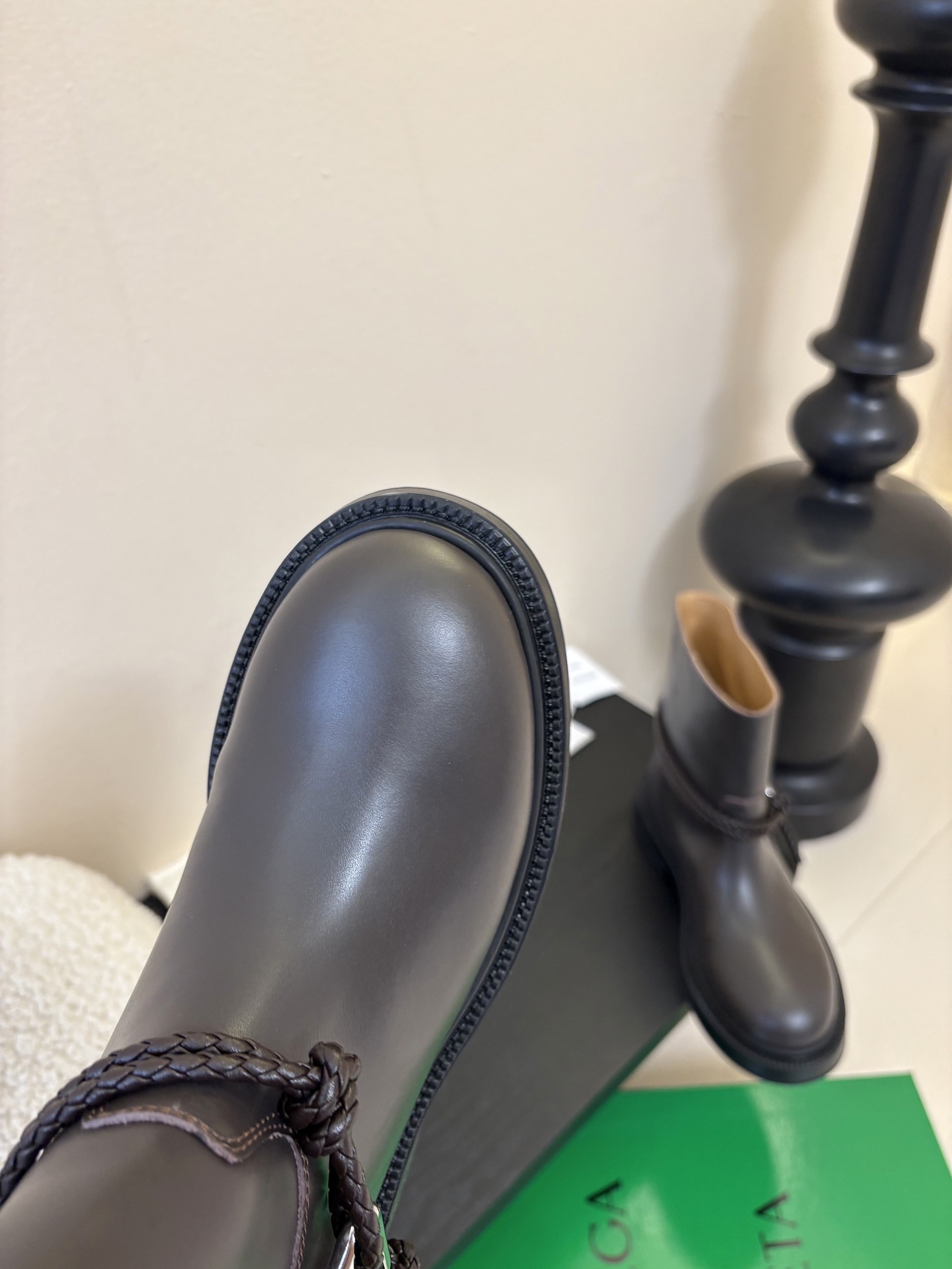 Bottega Veneta BV一脚蹬时尚 短靴 骑士靴太酷了 一眼就爱上，这双绳结靴必须锁死经典绳结