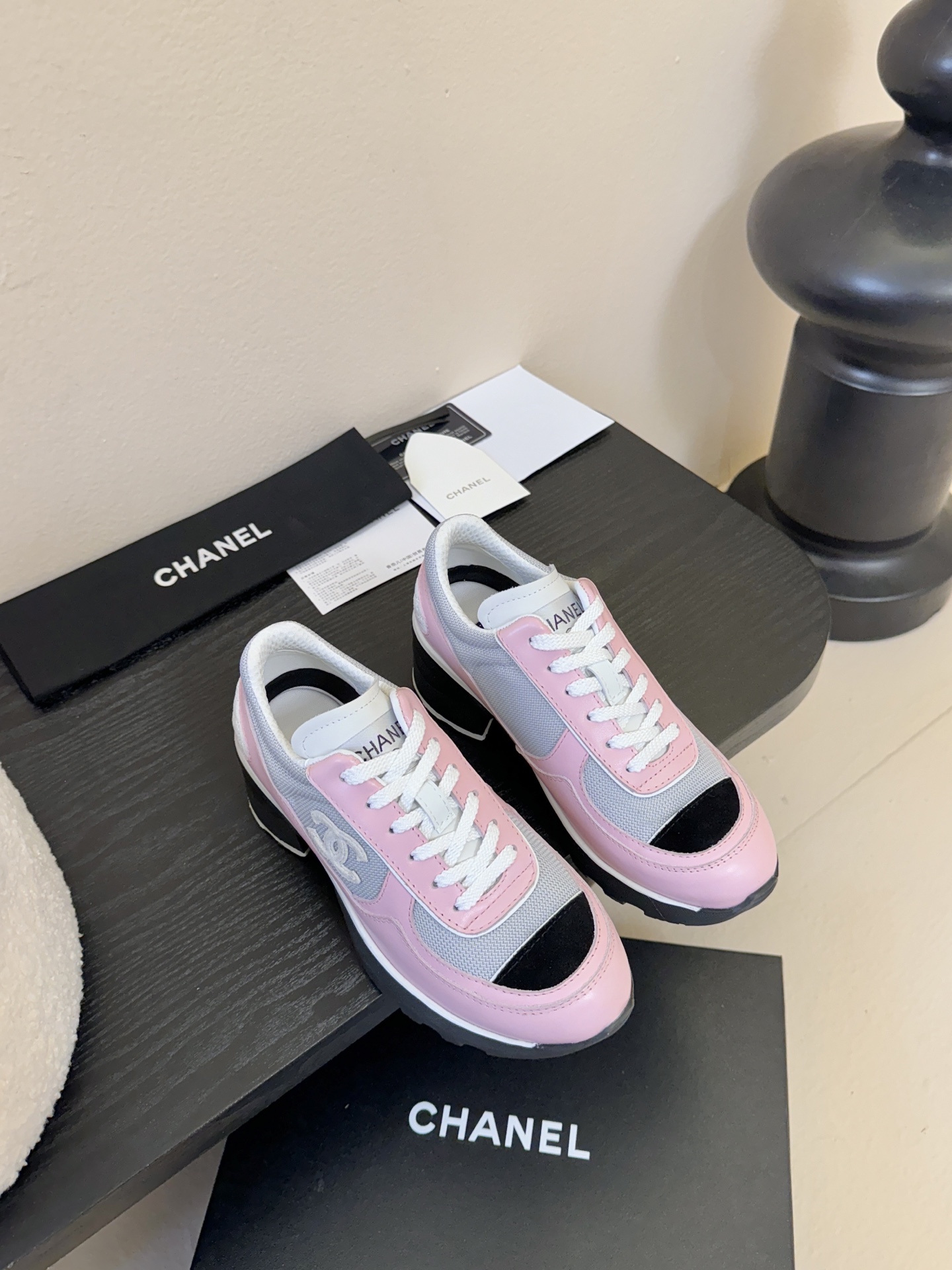 Chanl 香奈儿25k秋冬新款高跟拼色休闲运动鞋 奇奇怪怪 丑萌丑萌 专柜断货王 各大博主社交日推款，