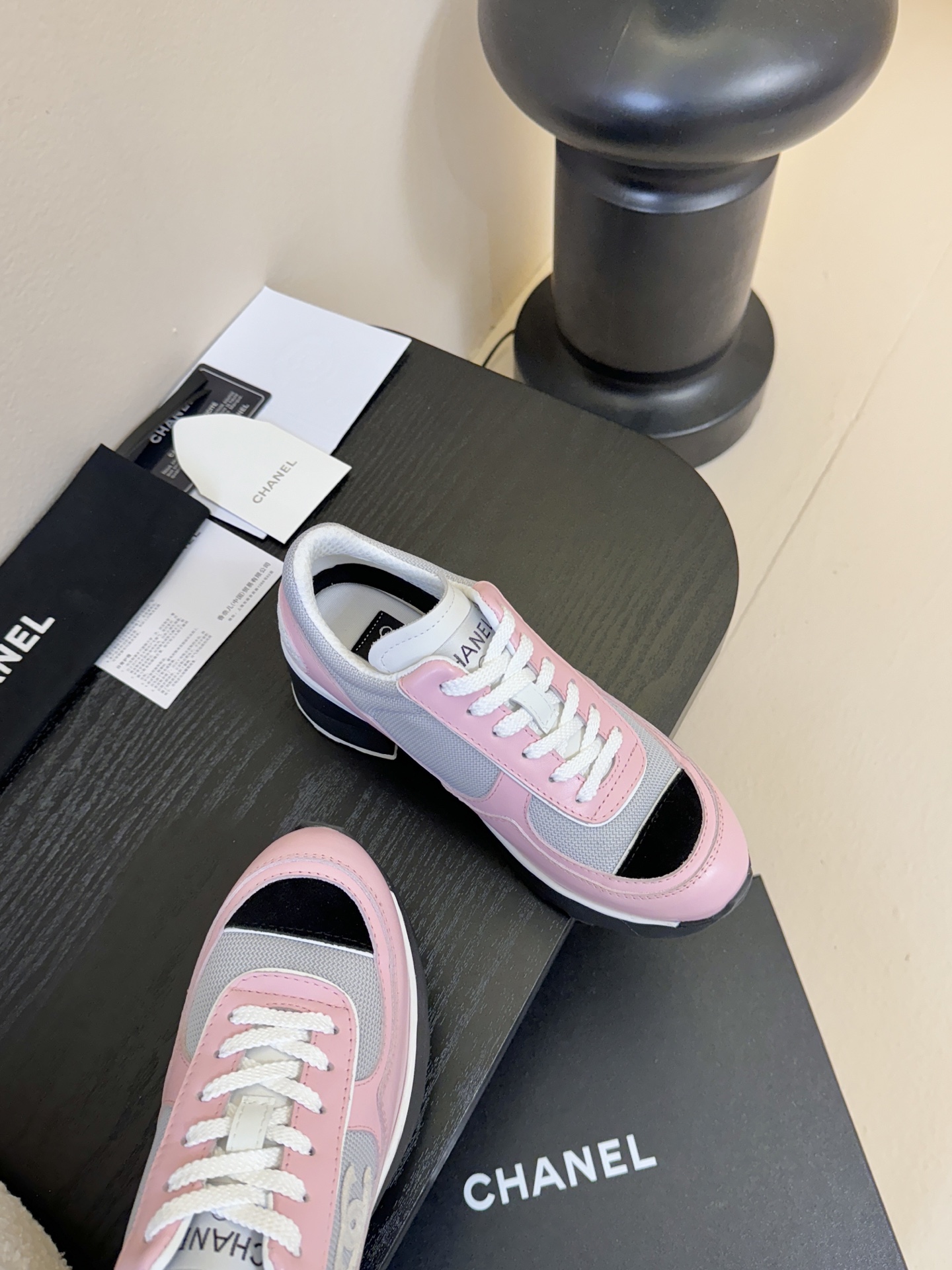 Chanl 香奈儿25k秋冬新款高跟拼色休闲运动鞋 奇奇怪怪 丑萌丑萌 专柜断货王 各大博主社交日推款，