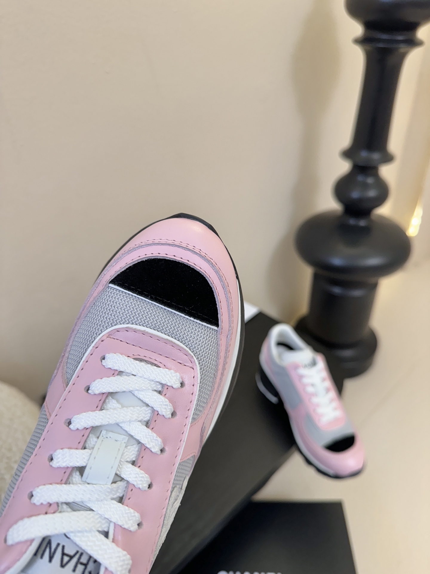 Chanl 香奈儿25k秋冬新款高跟拼色休闲运动鞋 奇奇怪怪 丑萌丑萌 专柜断货王 各大博主社交日推款，