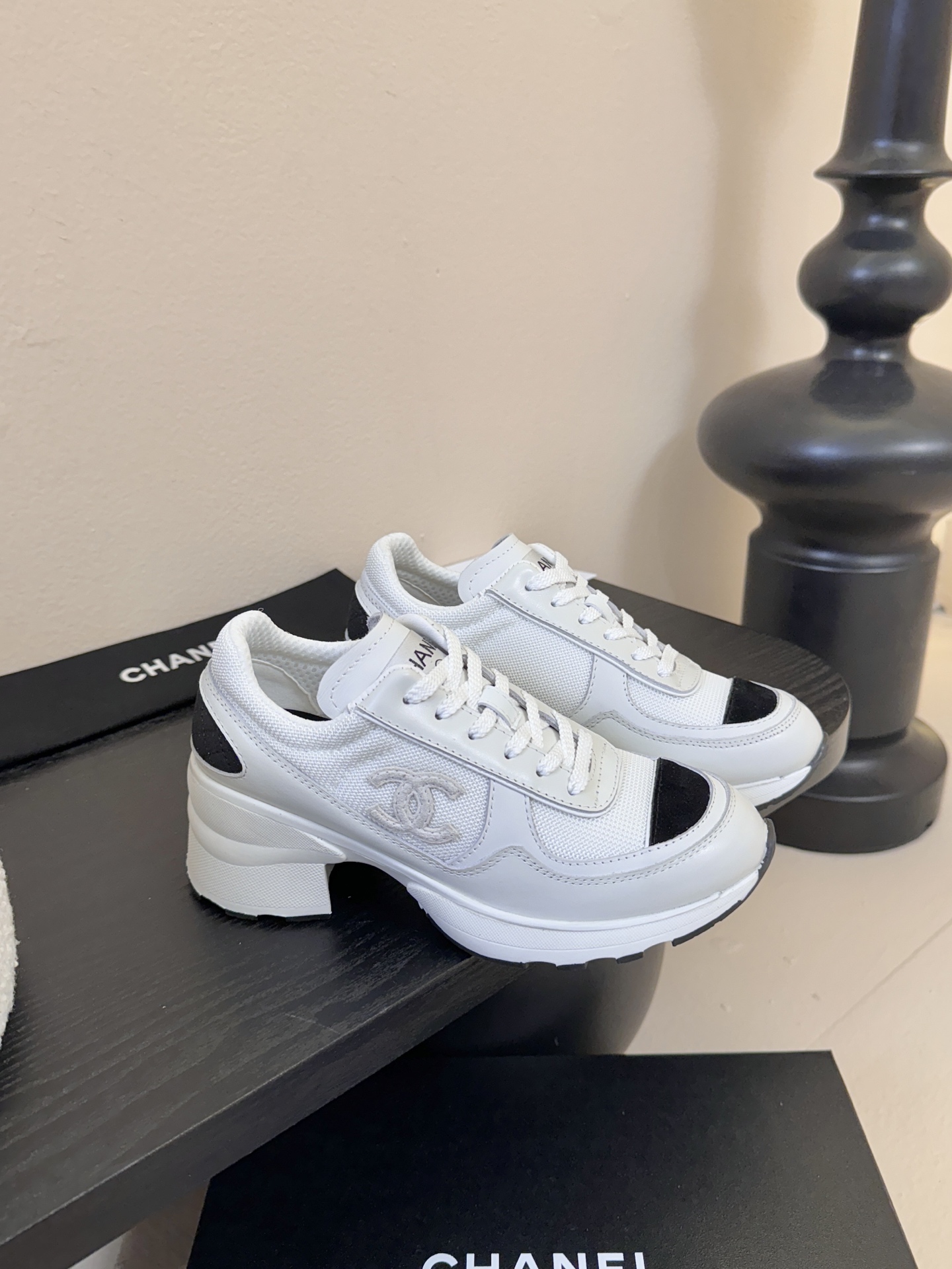 Chanl 香奈儿25k秋冬新款高跟拼色休闲运动鞋 奇奇怪怪 丑萌丑萌 专柜断货王 各大博主社交日推款，