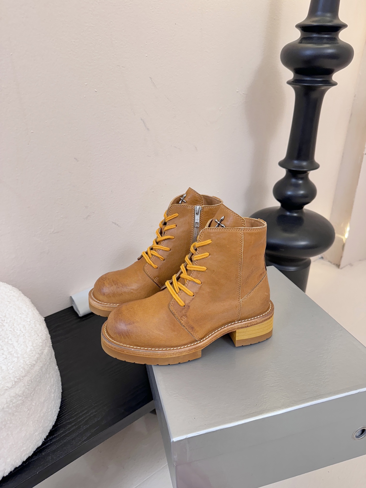 SMF* 野性起源固特异中筒靴RAGE野性手工的鞋履系列，传承延续经典鞋履制造工艺，从材料制作与挑选出发