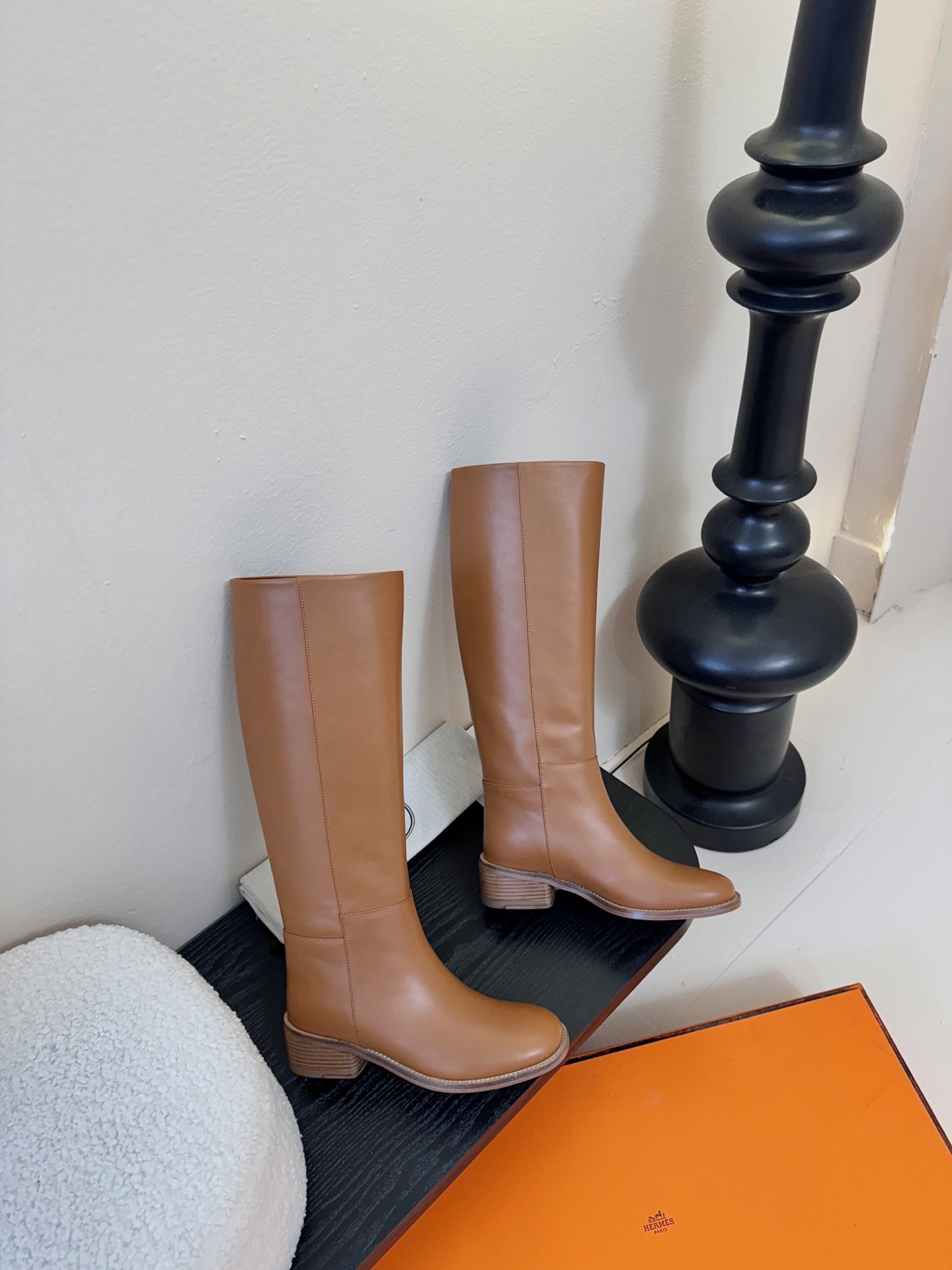 爱马H*ermès最高版Kelly Jumping锁扣骑士靴网红必备款！超级重磅的一款经典靴。▫️专柜原