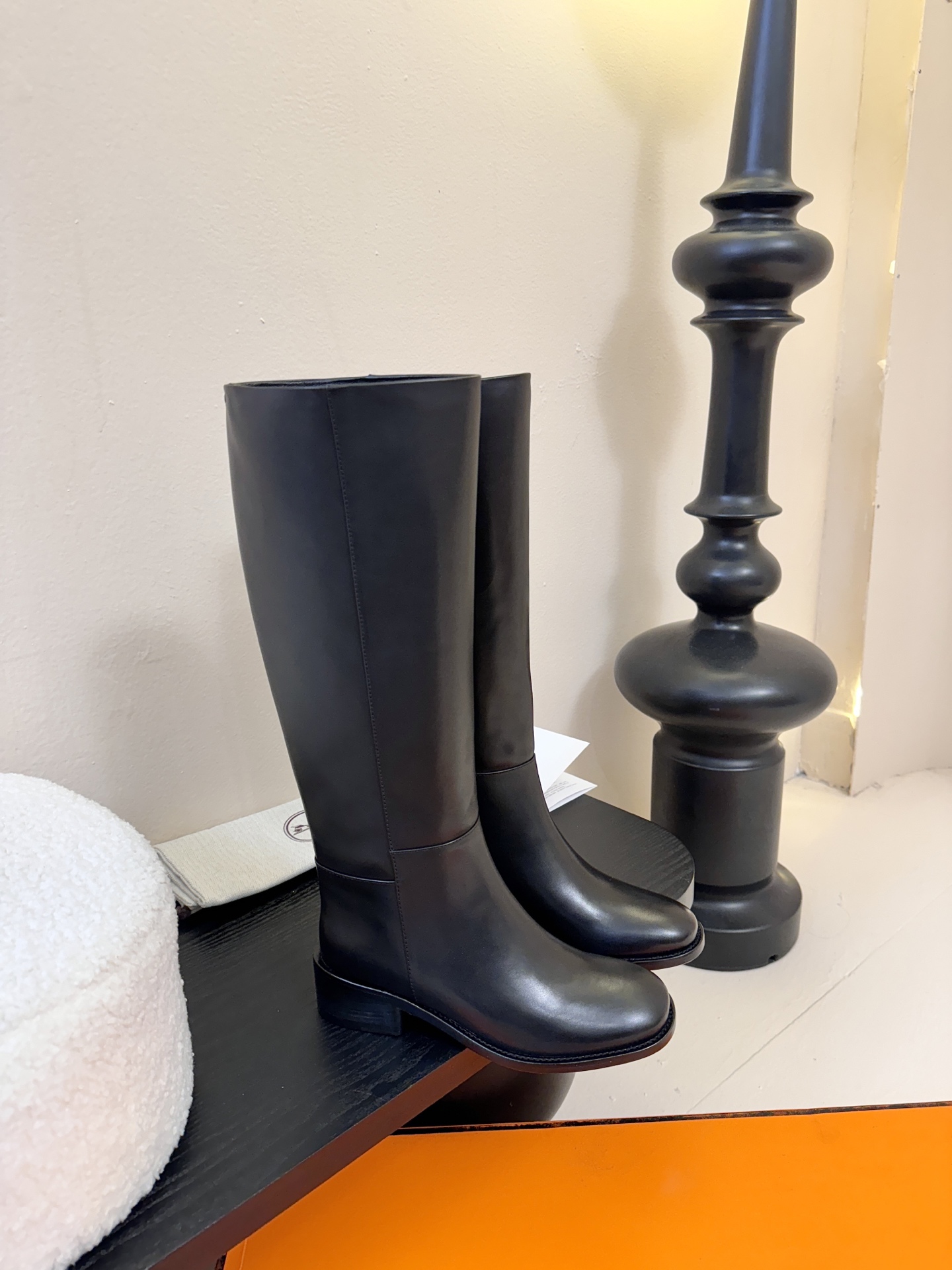 爱马H*ermès最高版Kelly Jumping锁扣骑士靴网红必备款！超级重磅的一款经典靴。▫️专柜原