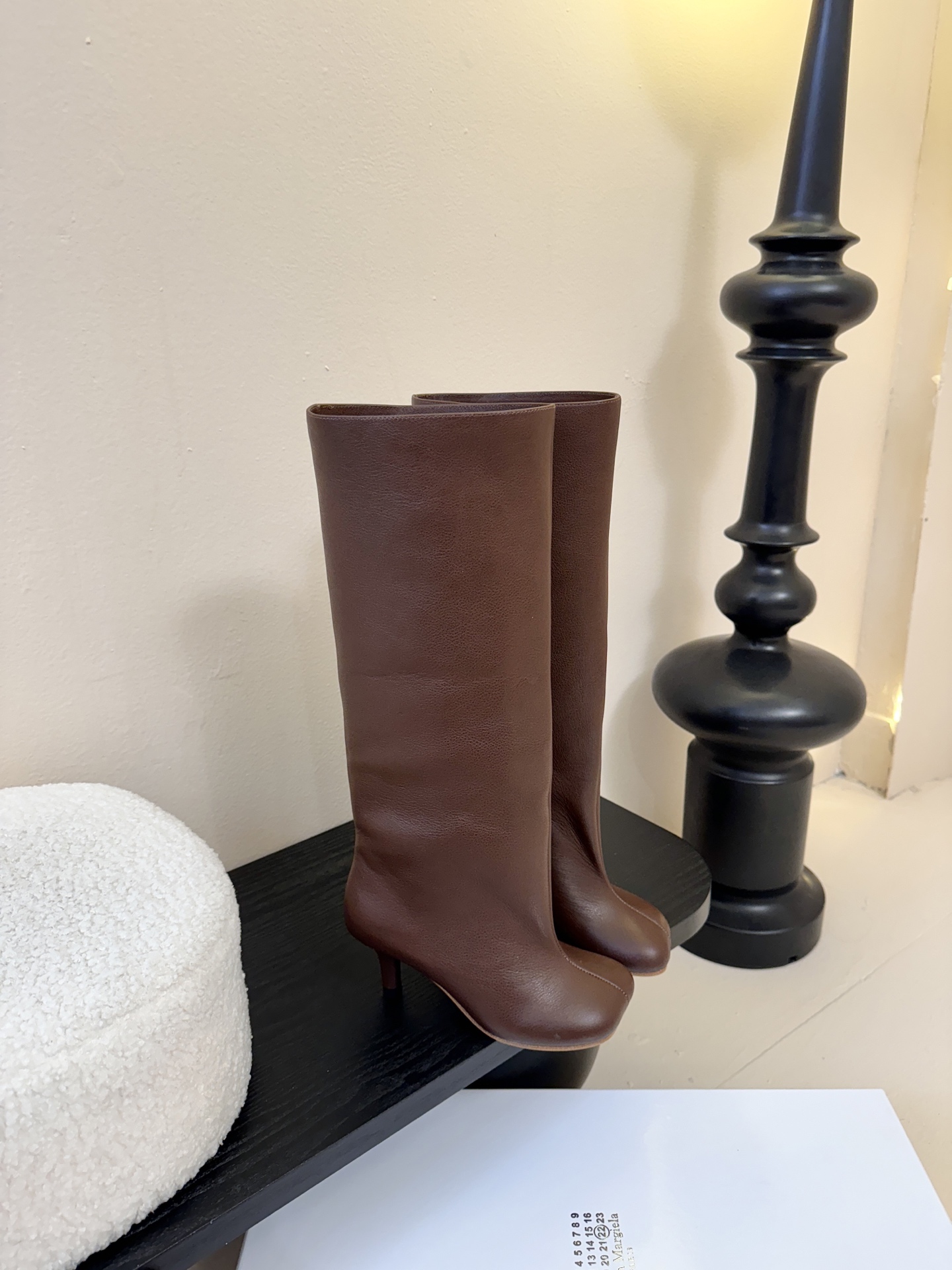Margiela 玛吉拉真皮宽筒直筒长靴不过膝 2025秋冬新细高跟高筒靴MM6家tabi分趾鞋靴202