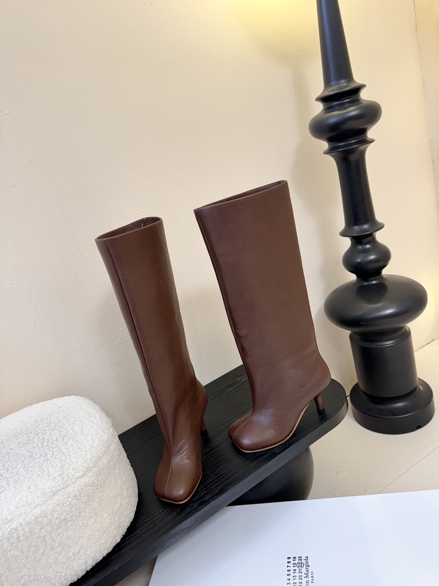 Margiela 玛吉拉真皮宽筒直筒长靴不过膝 2025秋冬新细高跟高筒靴MM6家tabi分趾鞋靴202