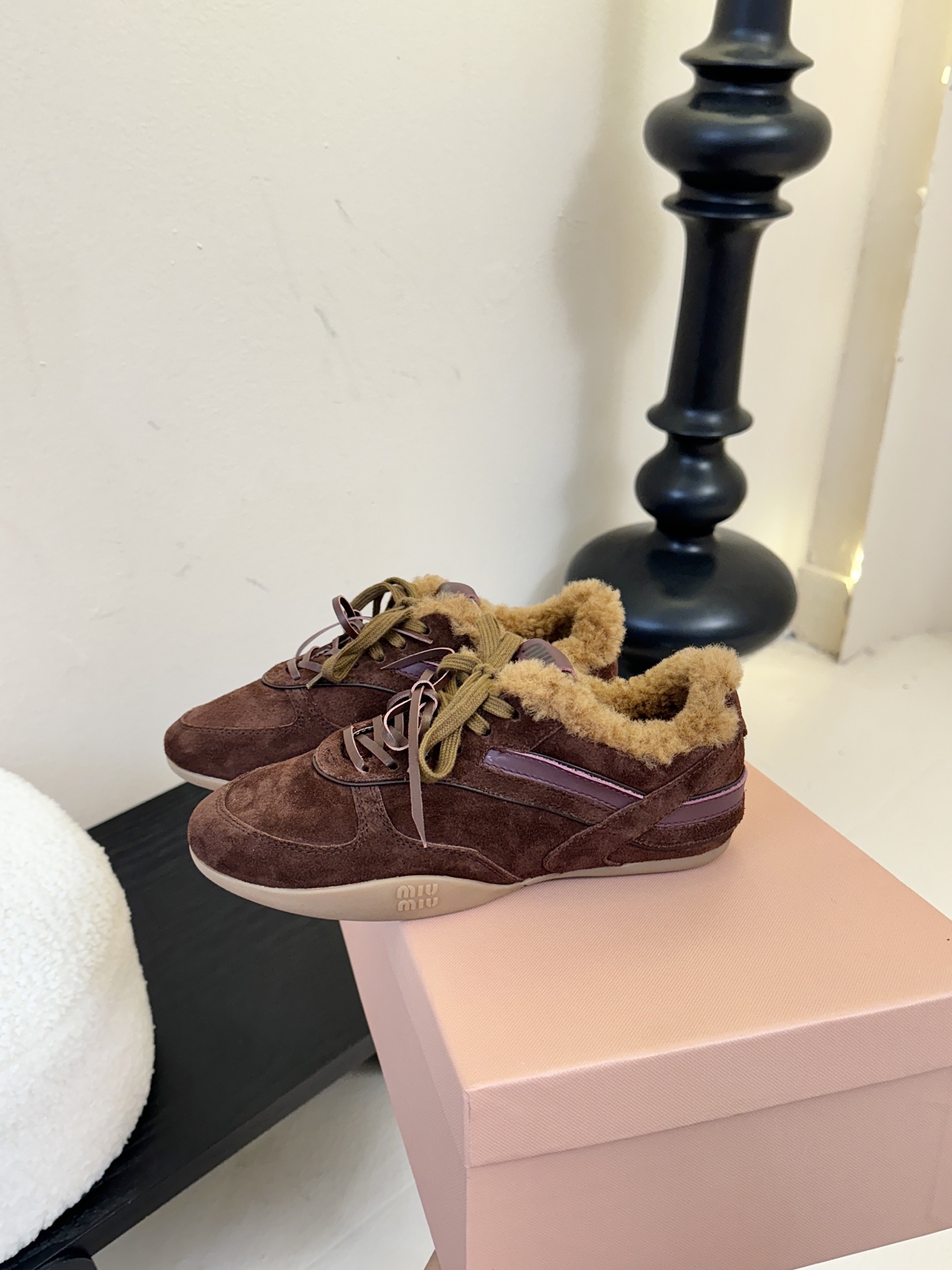 毛里miumiu x New Balanc* 运动鞋独家新增色 新增网面太爱了 双鞋带的设计 鞋带注意！