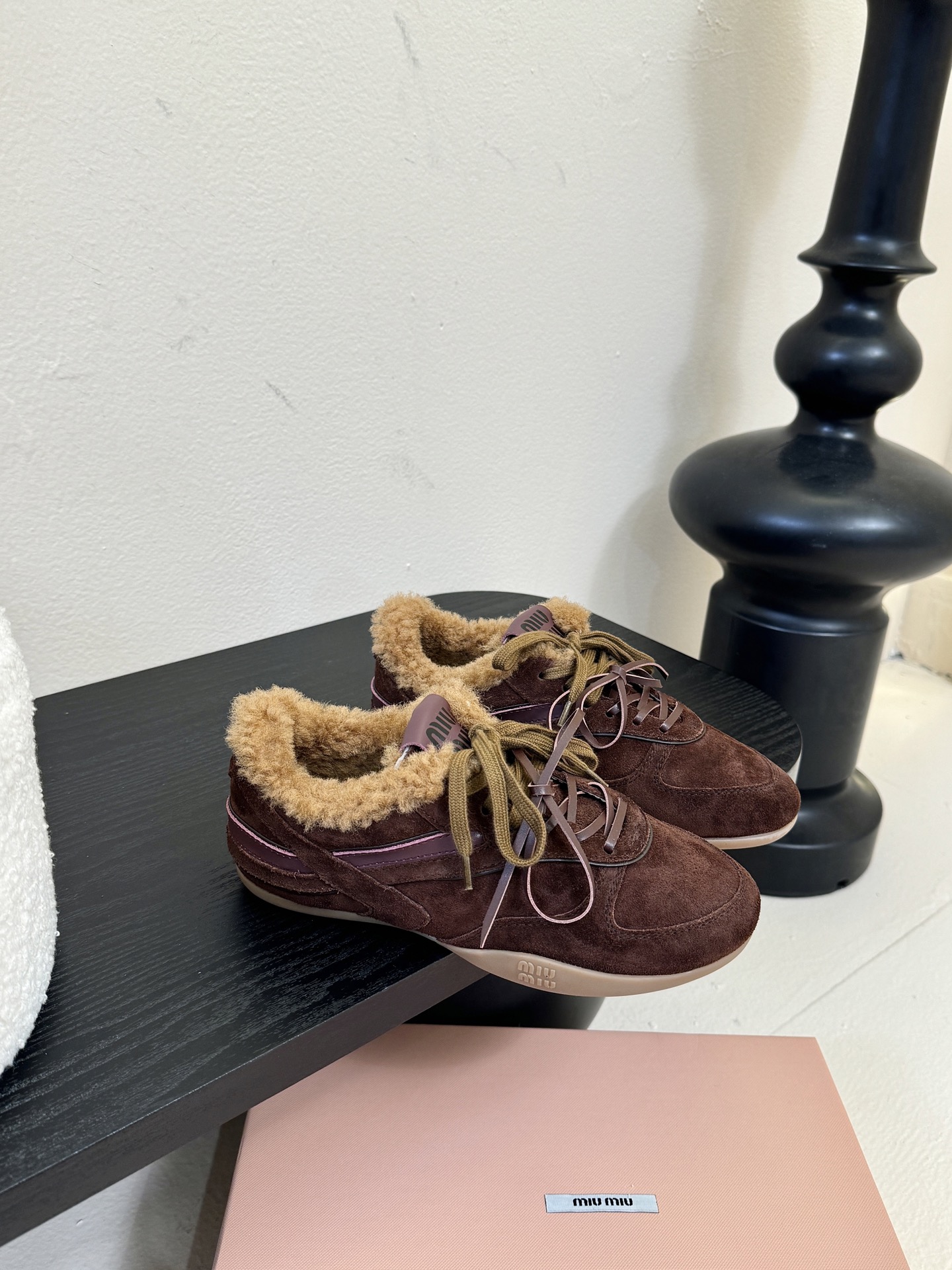 毛里miumiu x New Balanc* 运动鞋独家新增色 新增网面太爱了 双鞋带的设计 鞋带注意！