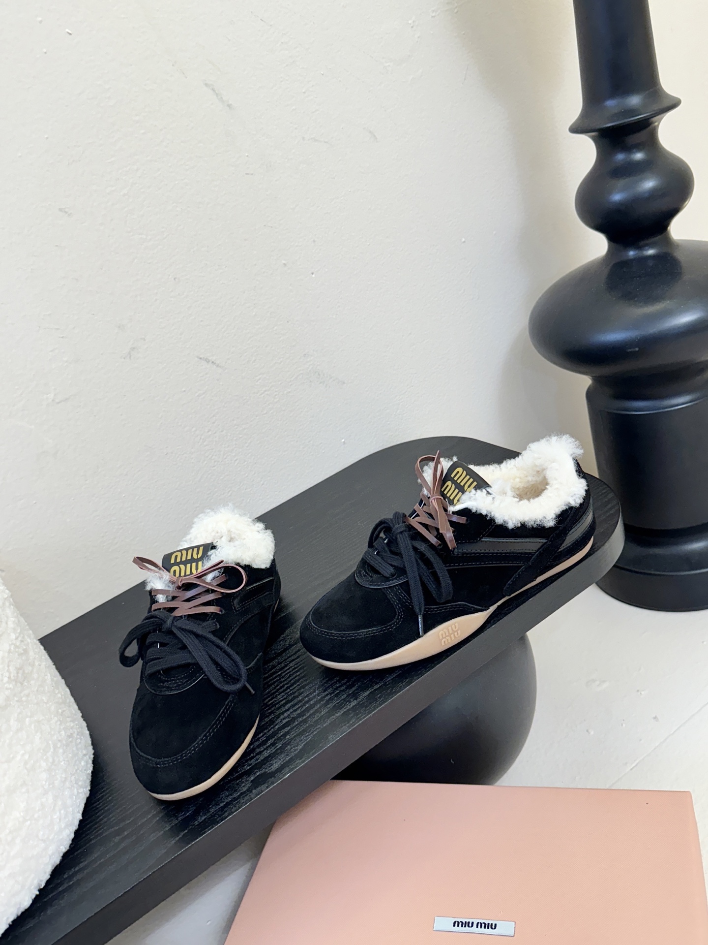 毛里miumiu x New Balanc* 运动鞋独家新增色 新增网面太爱了 双鞋带的设计 鞋带注意！