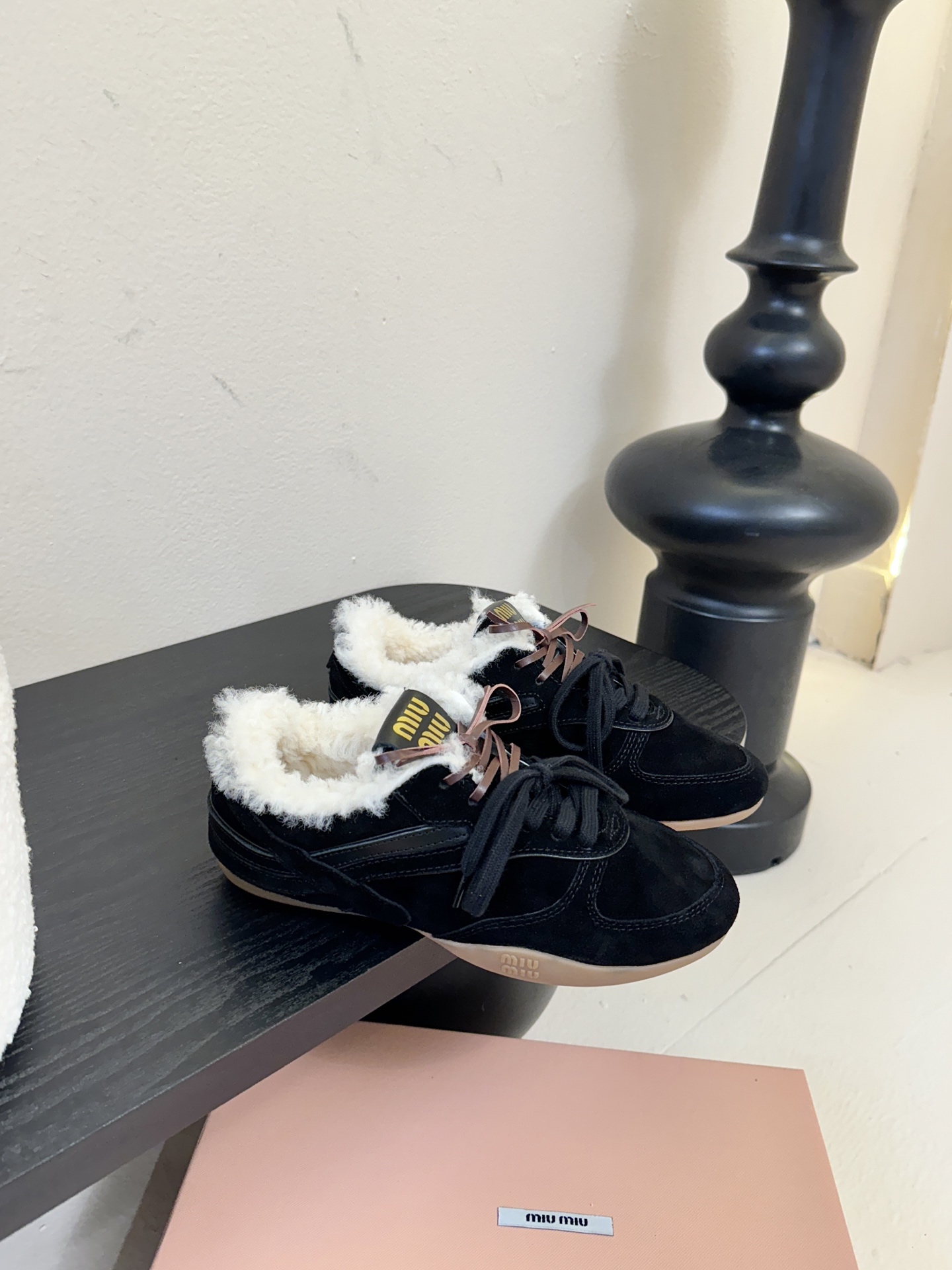 毛里miumiu x New Balanc* 运动鞋独家新增色 新增网面太爱了 双鞋带的设计 鞋带注意！