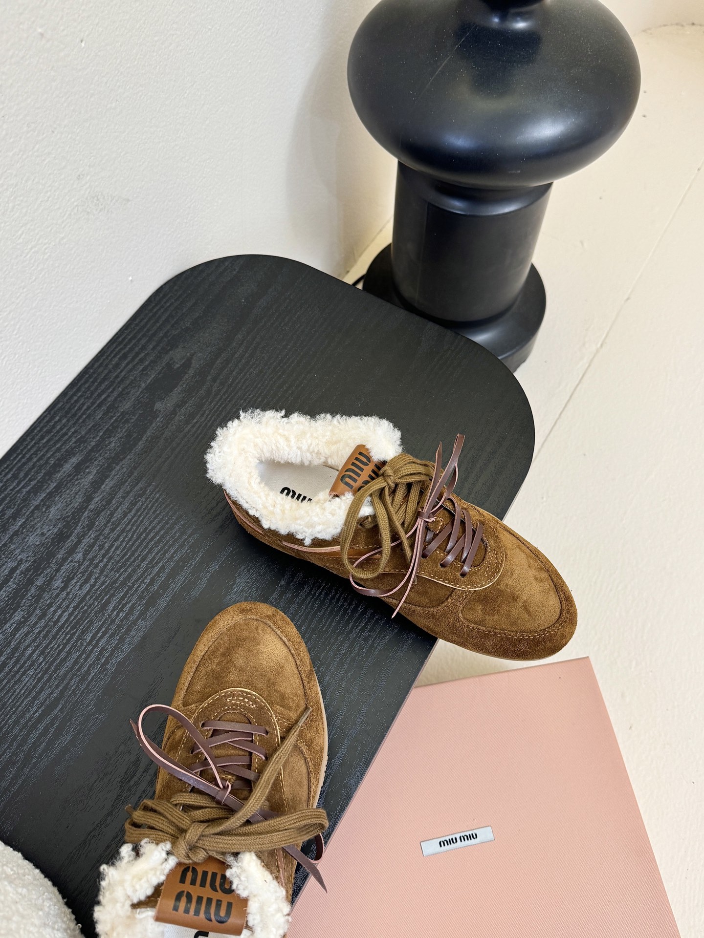 毛里miumiu x New Balanc* 运动鞋独家新增色 新增网面太爱了 双鞋带的设计 鞋带注意！