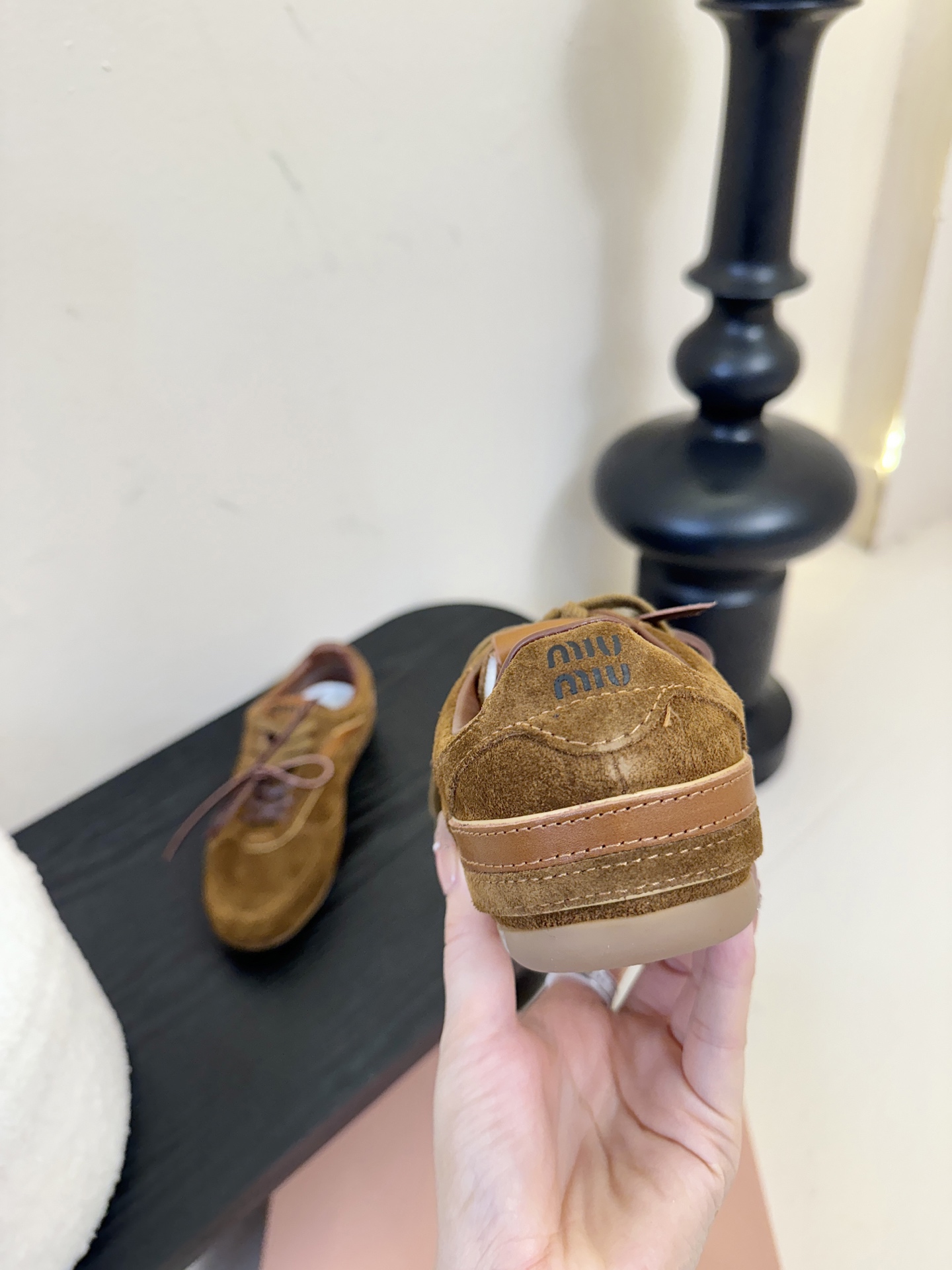 miumiu x New Balanc* 运动鞋独家新增色 新增网面太爱了 双鞋带的设计 鞋带注意！！原