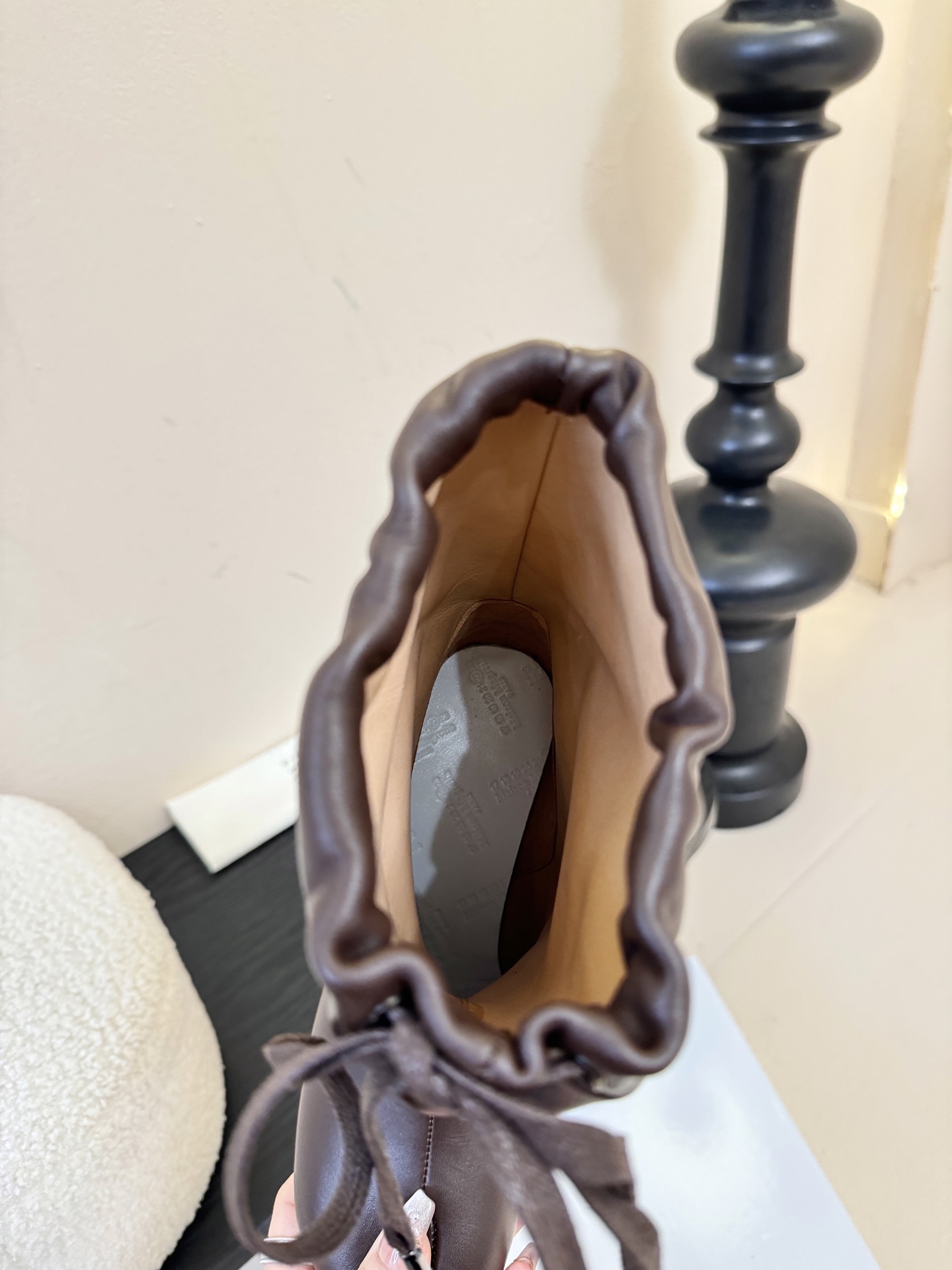 Maison Margiela* 抽绳靴✔️ 顶级版本 新款抽绳靴把我美晕 靴筒抽绳设计可自行调节宽度 
