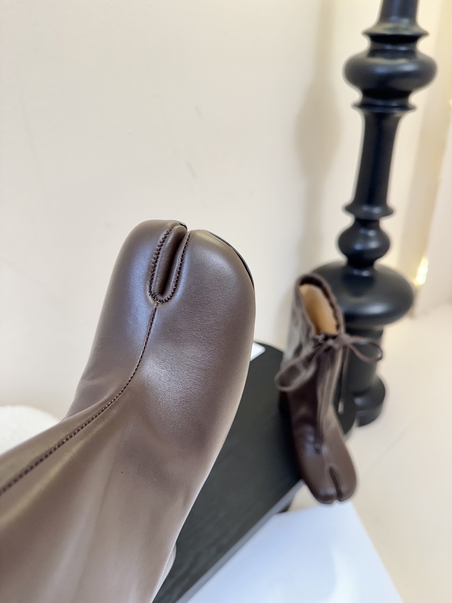 Maison Margiela* 抽绳靴✔️ 顶级版本 新款抽绳靴把我美晕 靴筒抽绳设计可自行调节宽度 