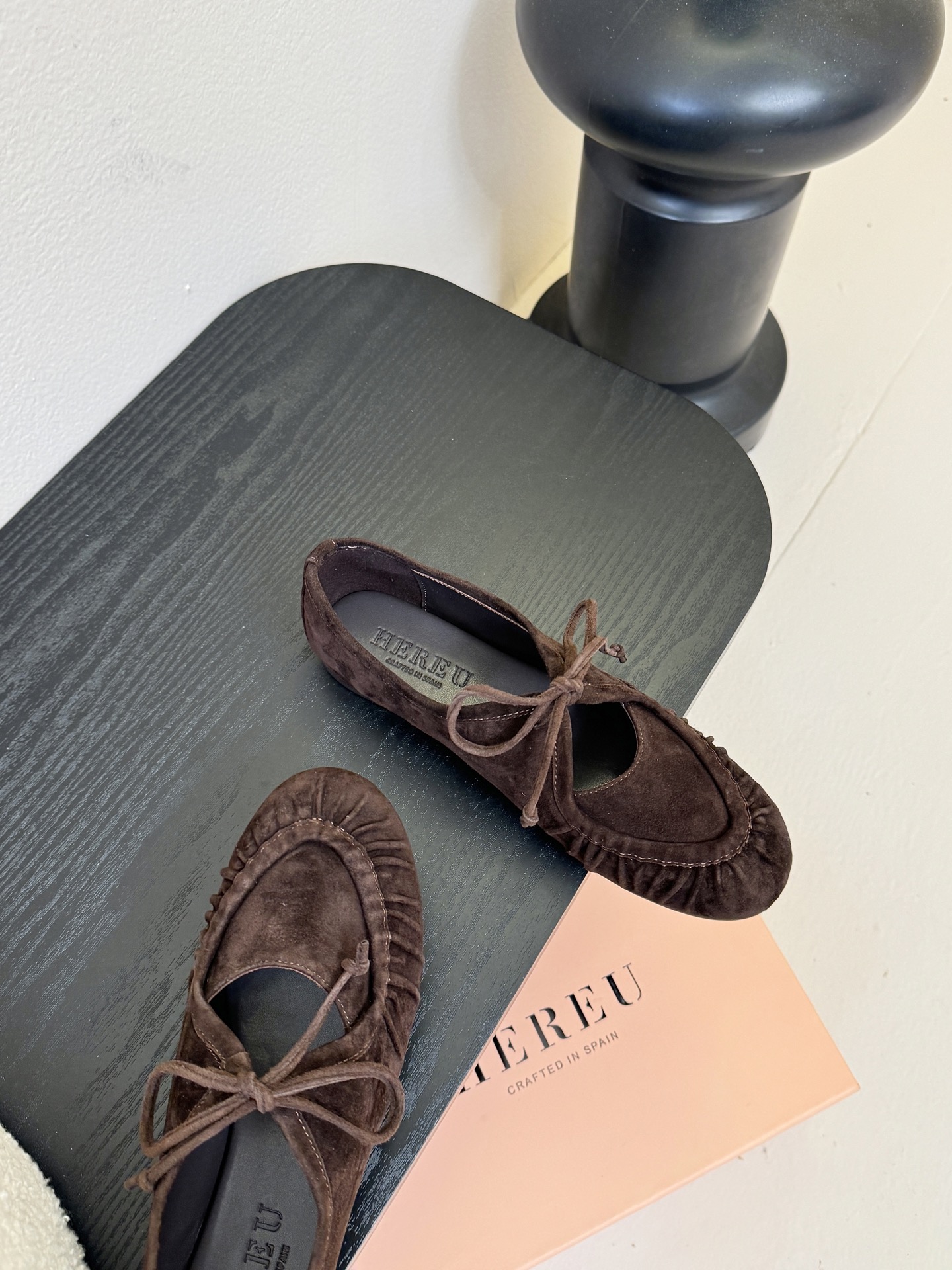 HEREU｜西班牙小众品牌新款 ，高端品质，褶皱蝴蝶结圆头玛丽珍平底单鞋跳舞鞋，鞋子超级柔软，上脚美美哒