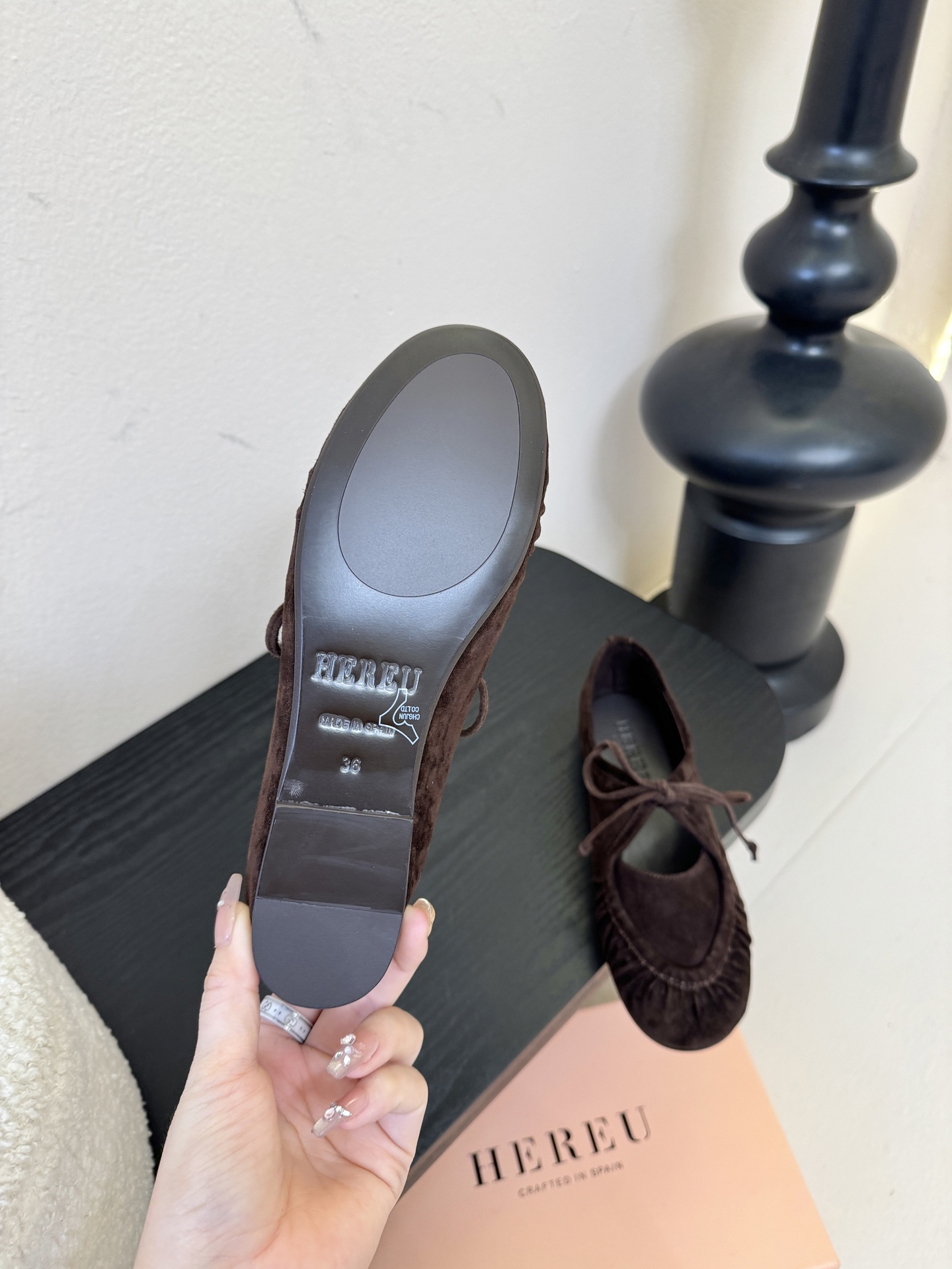 HEREU｜西班牙小众品牌新款 ，高端品质，褶皱蝴蝶结圆头玛丽珍平底单鞋跳舞鞋，鞋子超级柔软，上脚美美哒